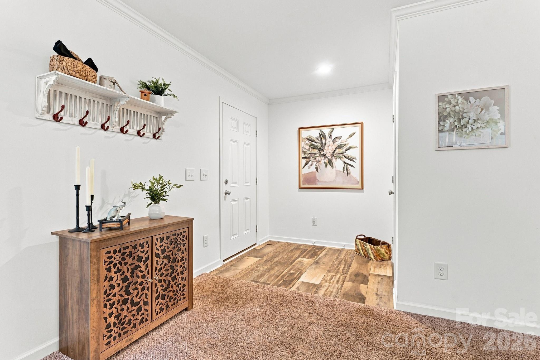 312 Sailwinds Road — Mooresville