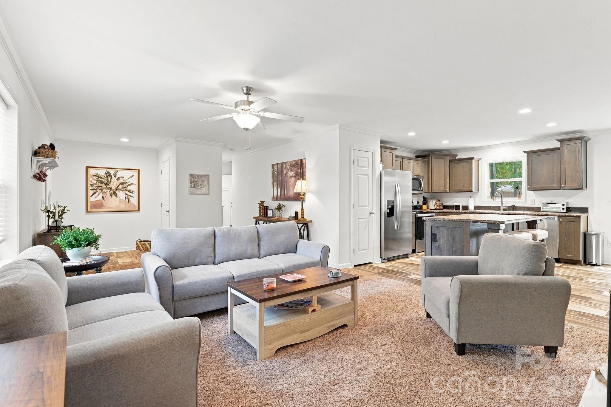 312 Sailwinds Road — Mooresville