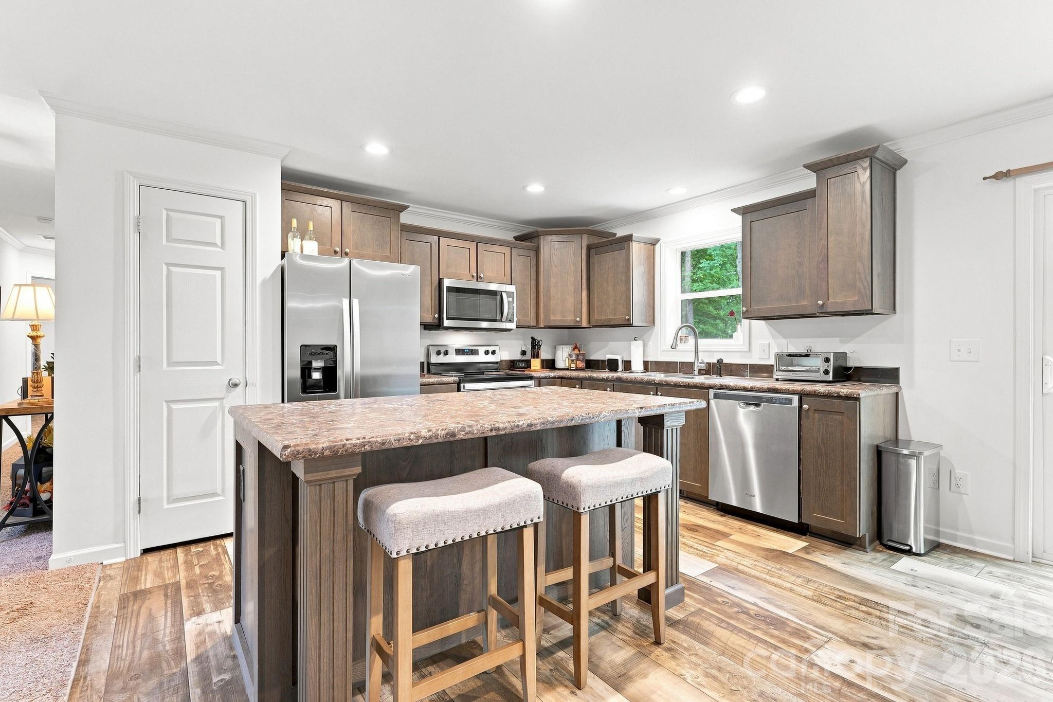 312 Sailwinds Road — Mooresville