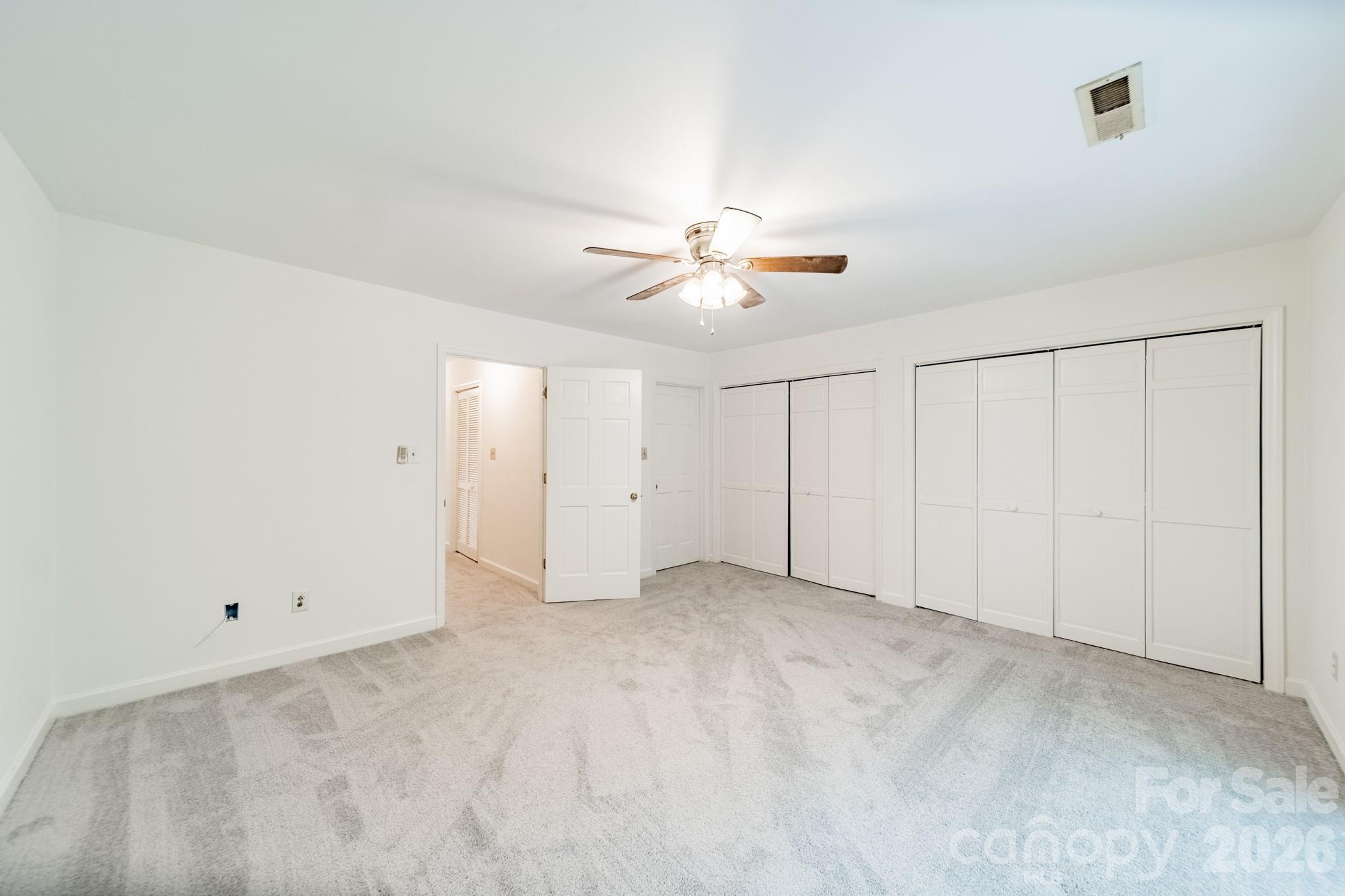 7426 Newmans Lane — Charlotte