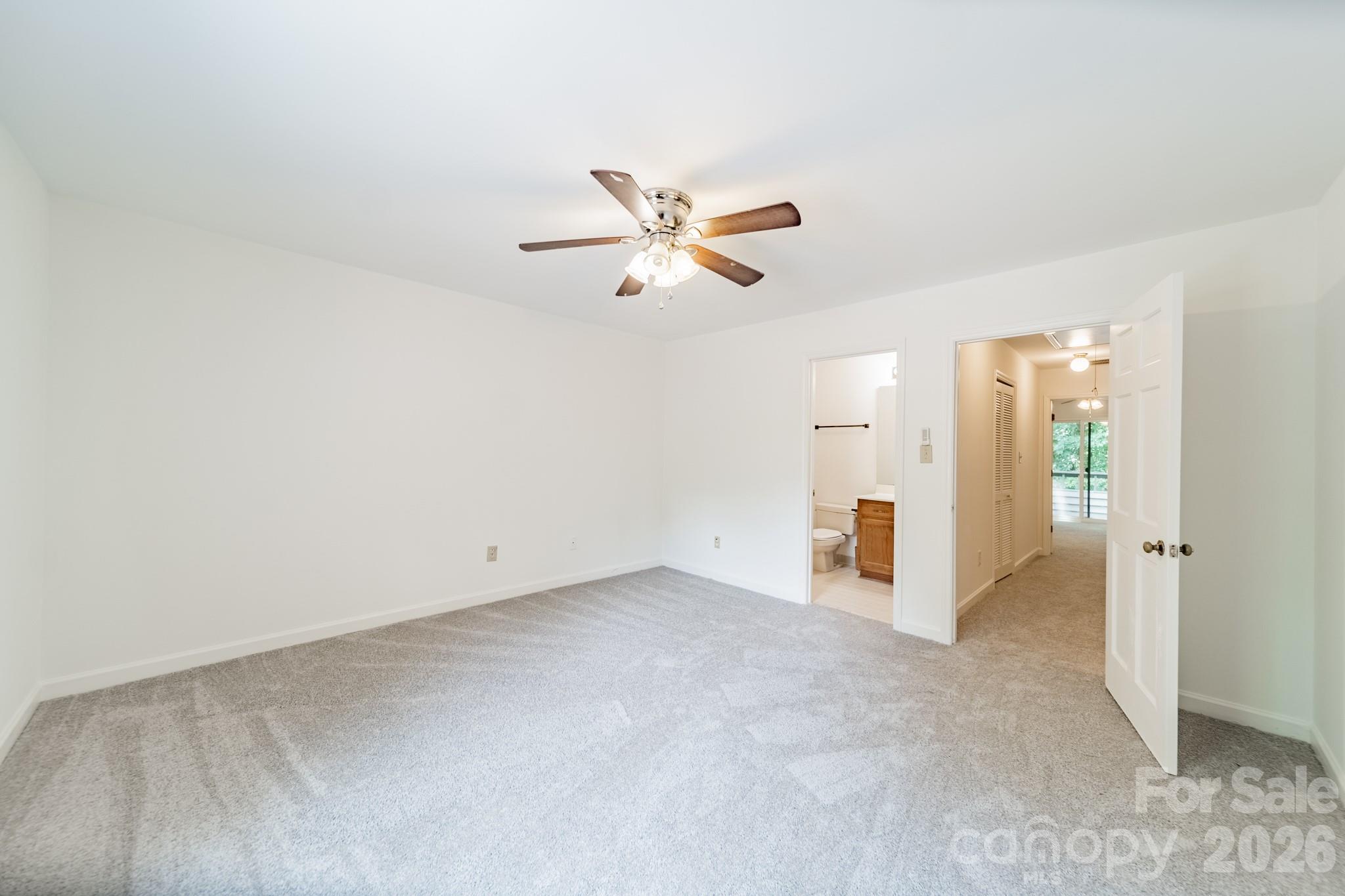 7426 Newmans Lane — Charlotte