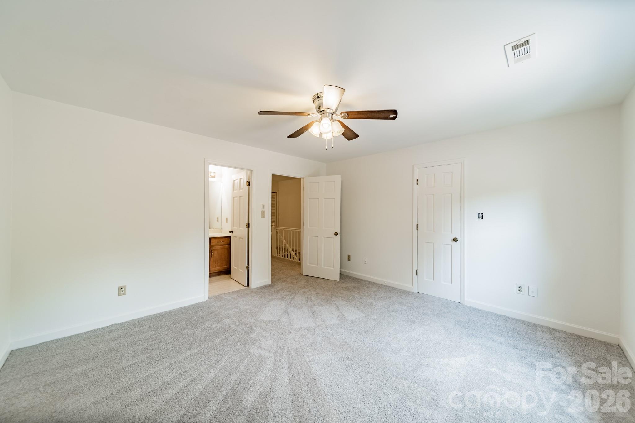 7426 Newmans Lane — Charlotte