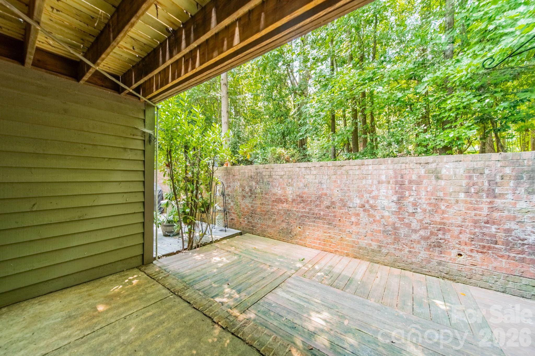 7426 Newmans Lane — Charlotte