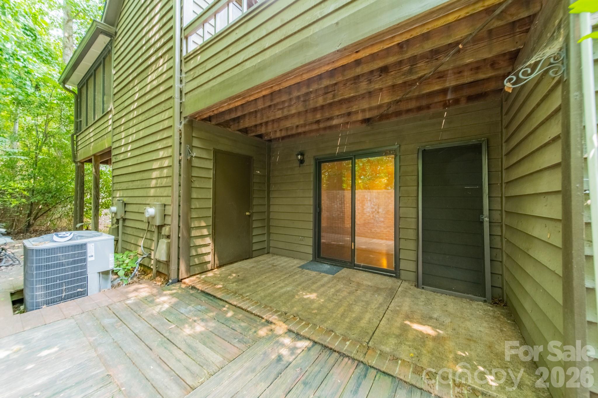 7426 Newmans Lane — Charlotte