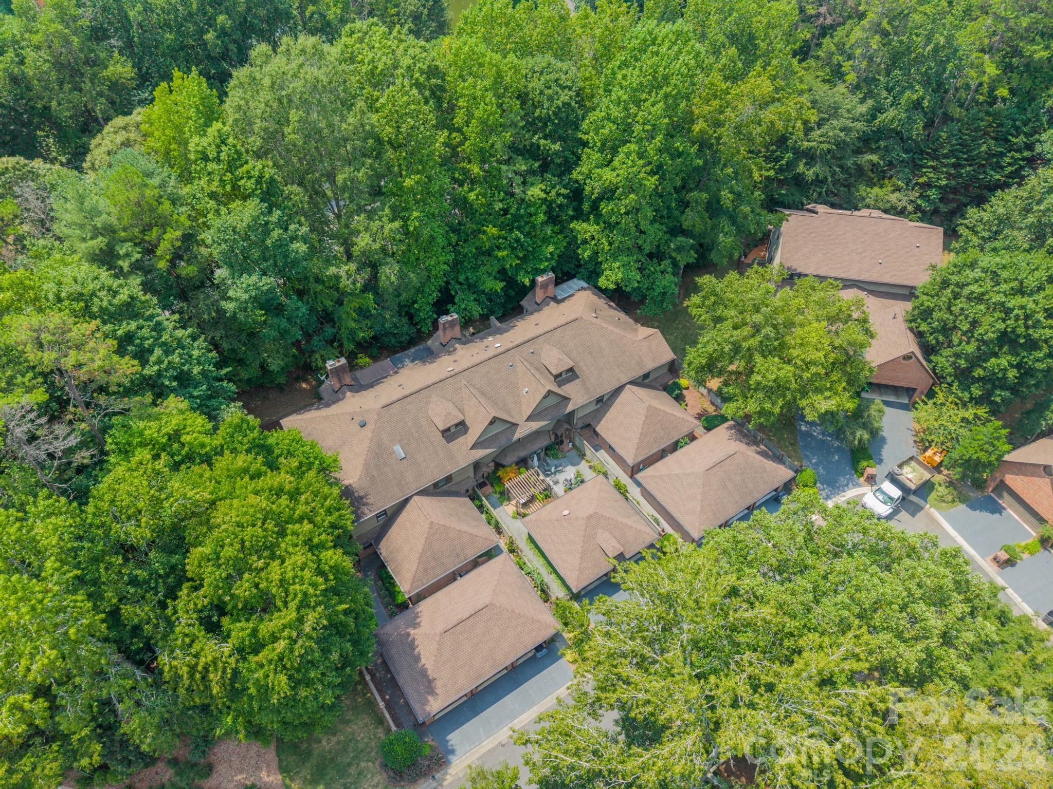 7426 Newmans Lane — Charlotte