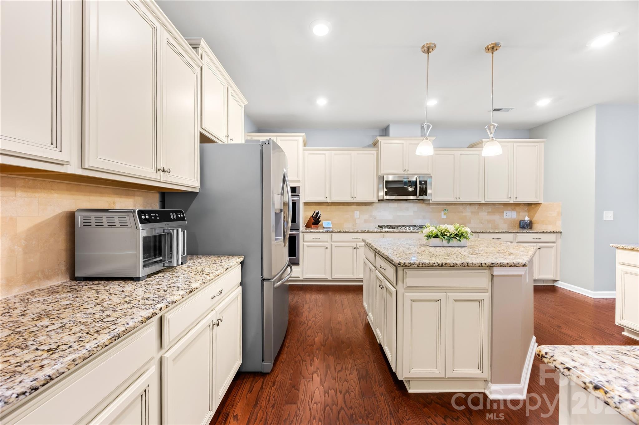 13522 Hyperion Hills Lane — Charlotte