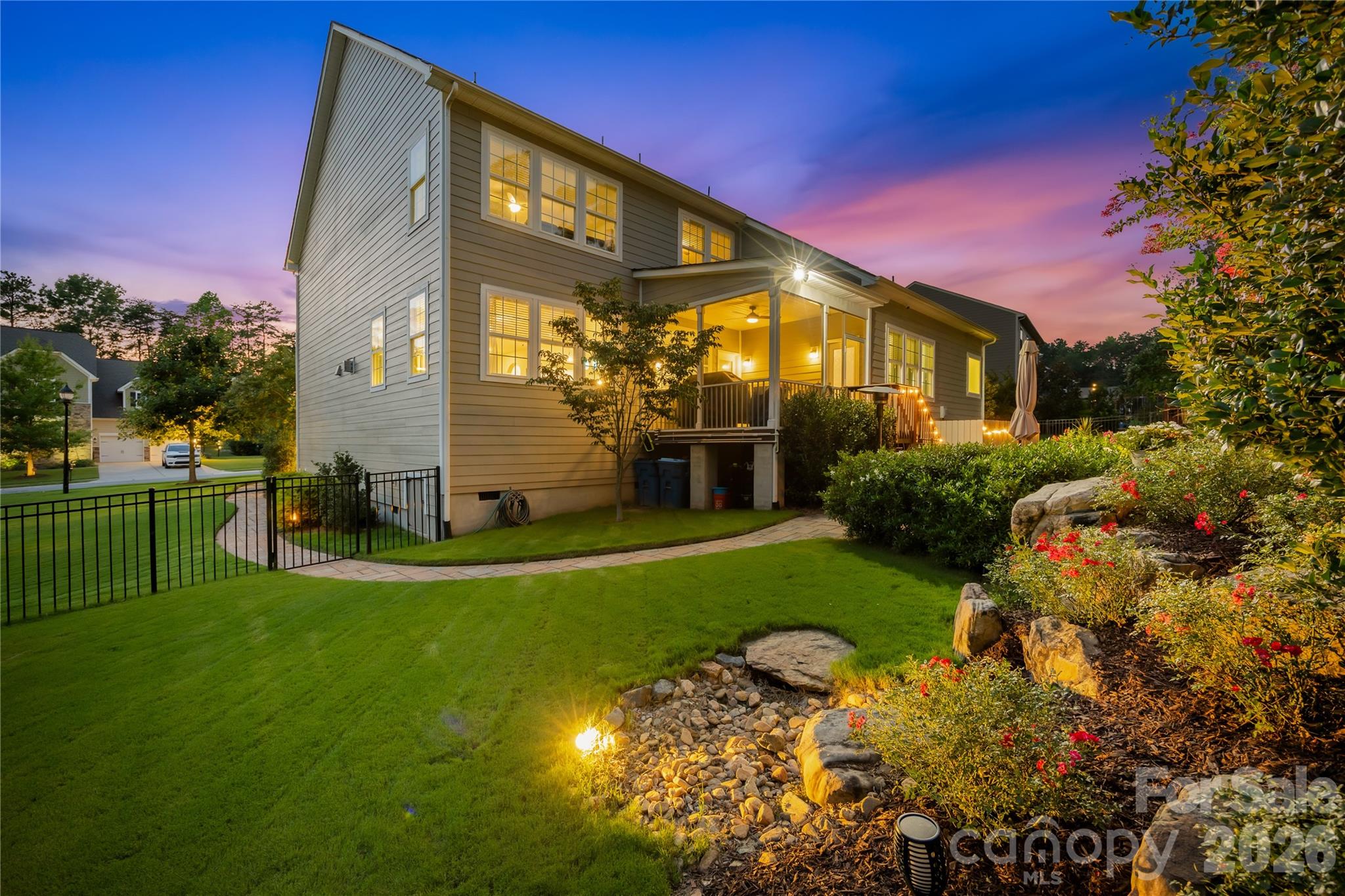 13522 Hyperion Hills Lane — Charlotte