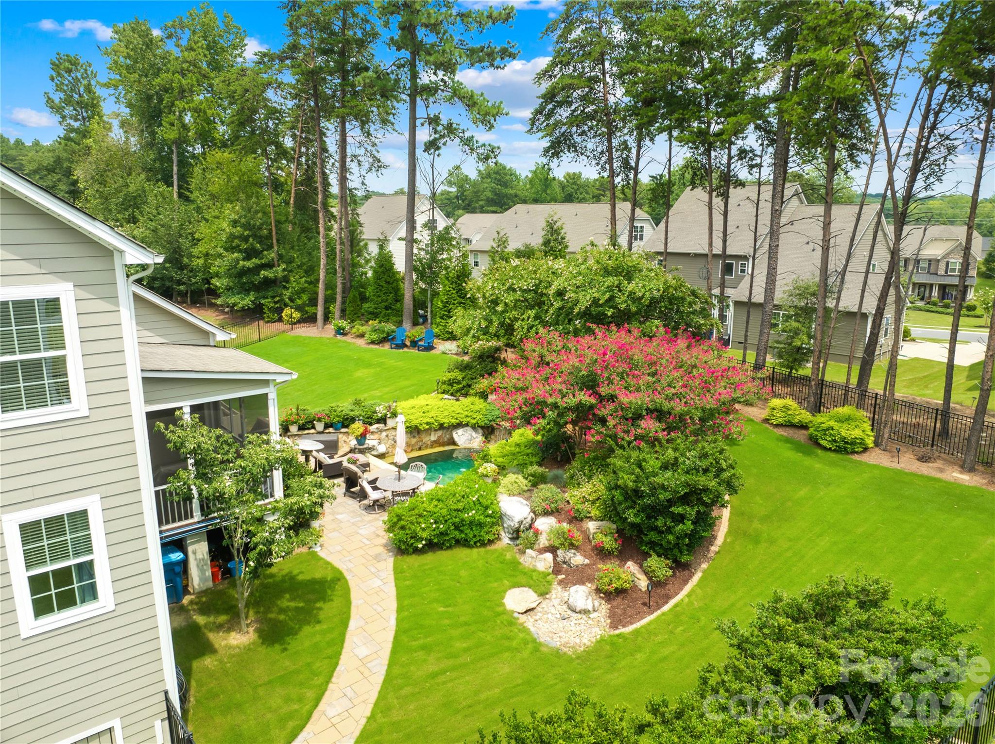 13522 Hyperion Hills Lane — Charlotte