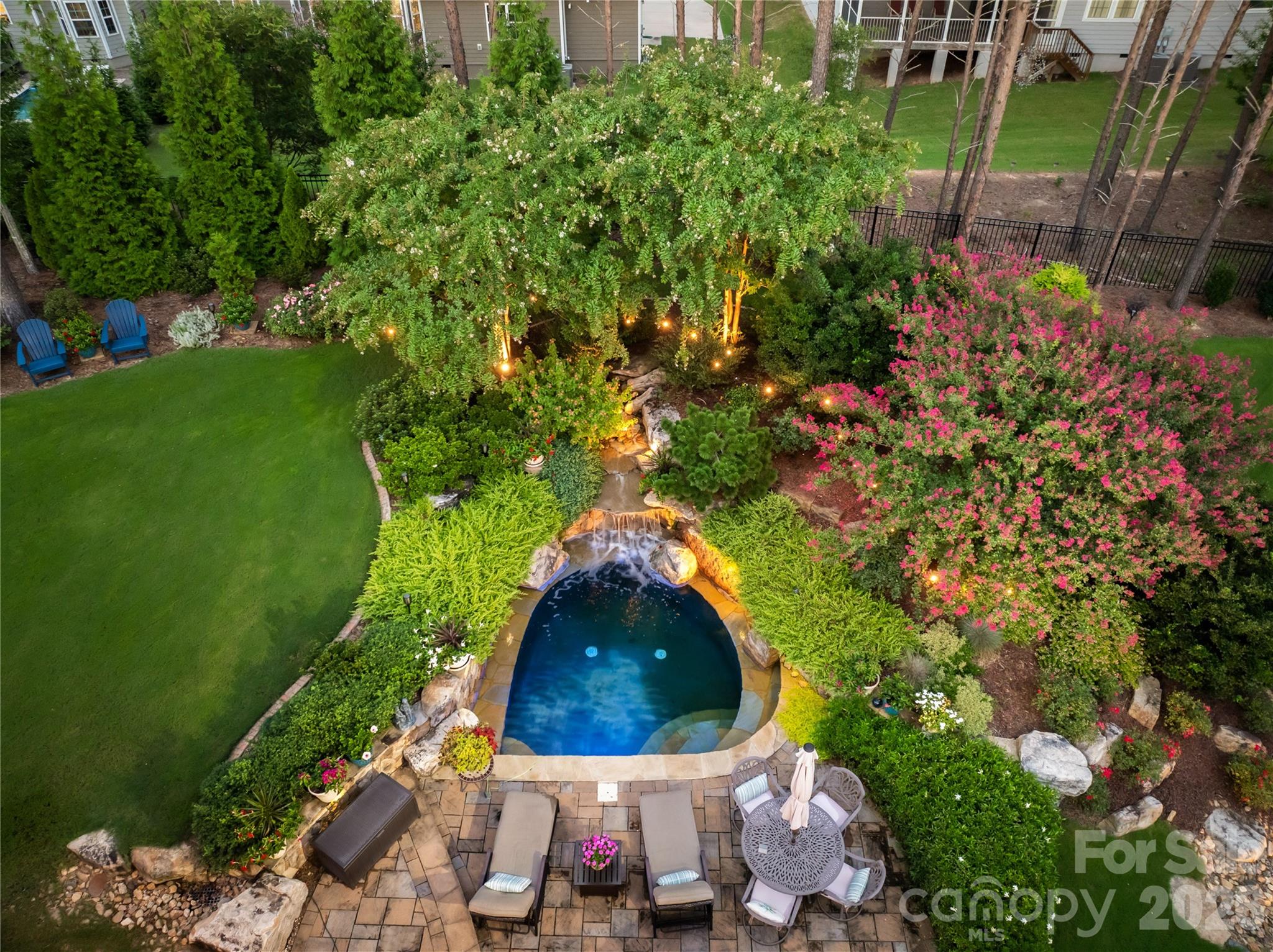 13522 Hyperion Hills Lane — Charlotte