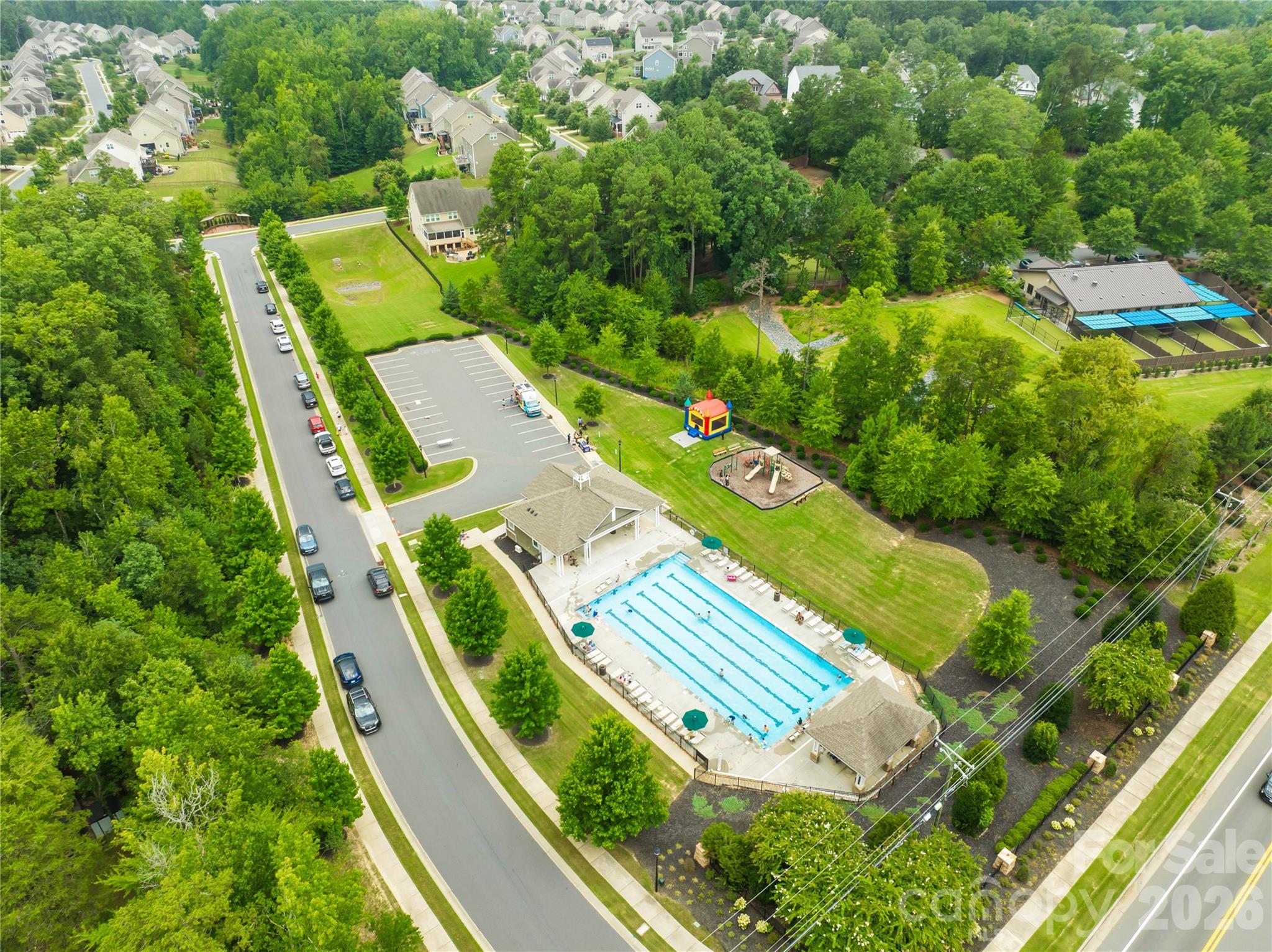 13522 Hyperion Hills Lane — Charlotte