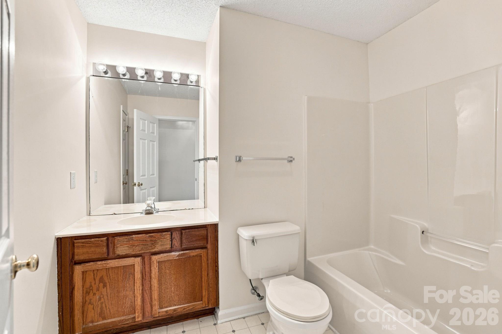 11215 Longhedge Lane — Charlotte