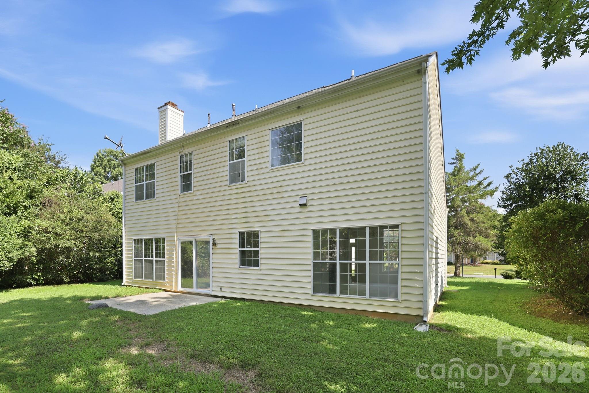 11215 Longhedge Lane — Charlotte