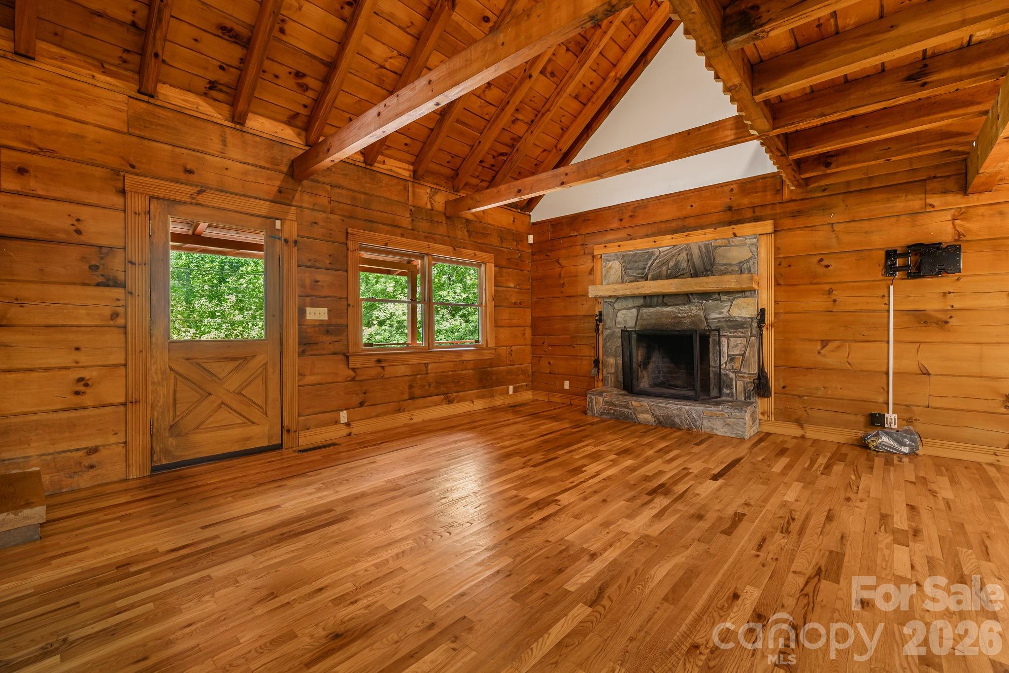 256 Fairway Loop — Burnsville
