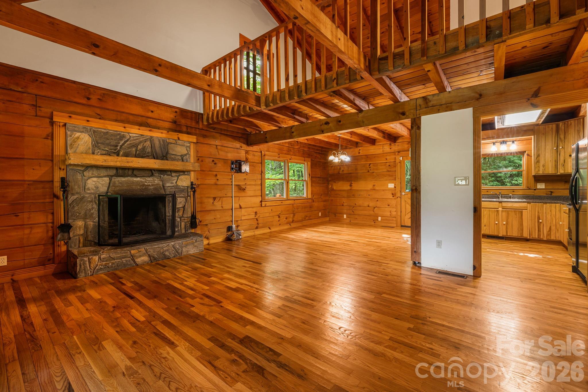 256 Fairway Loop — Burnsville