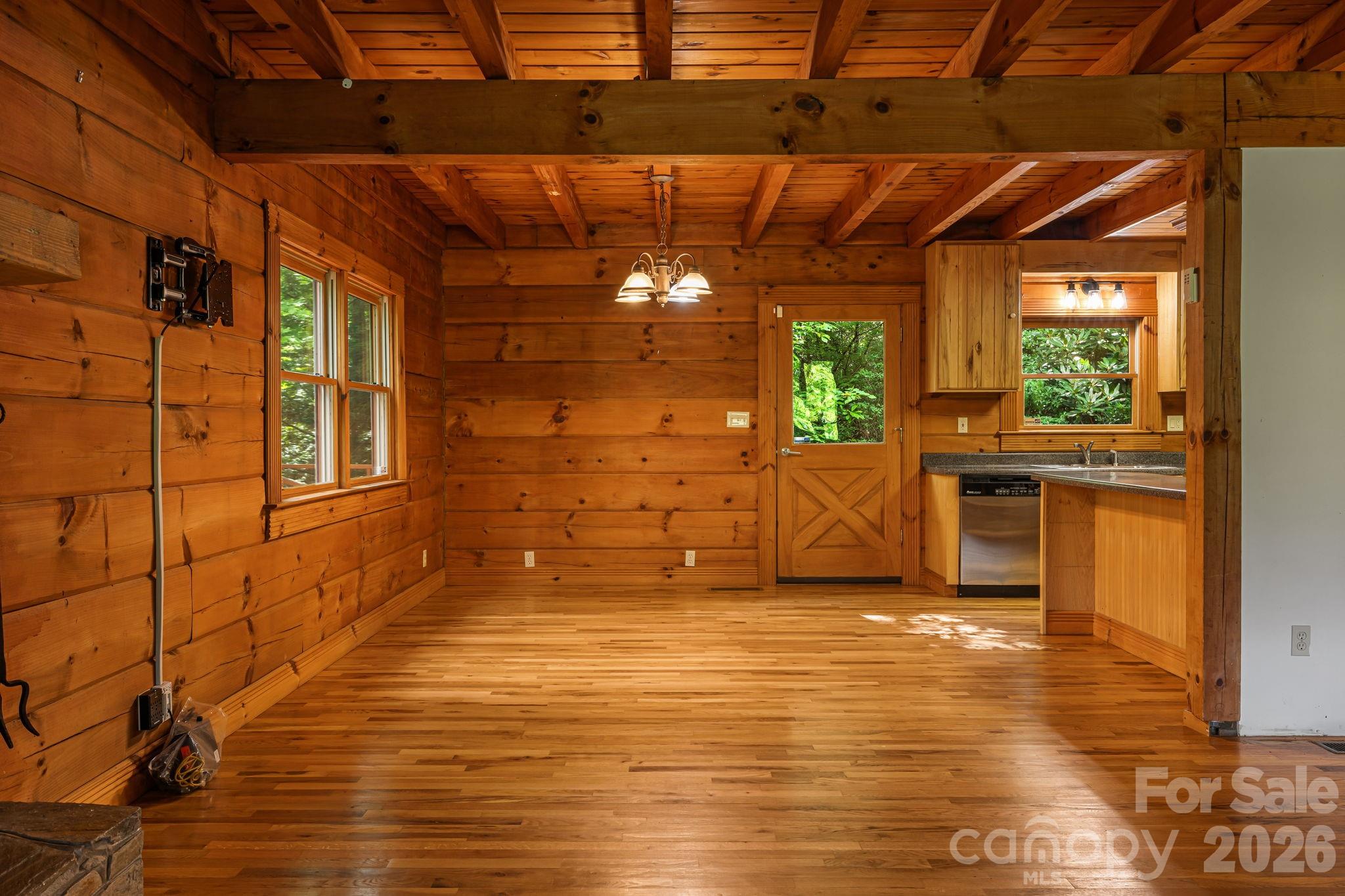 256 Fairway Loop — Burnsville
