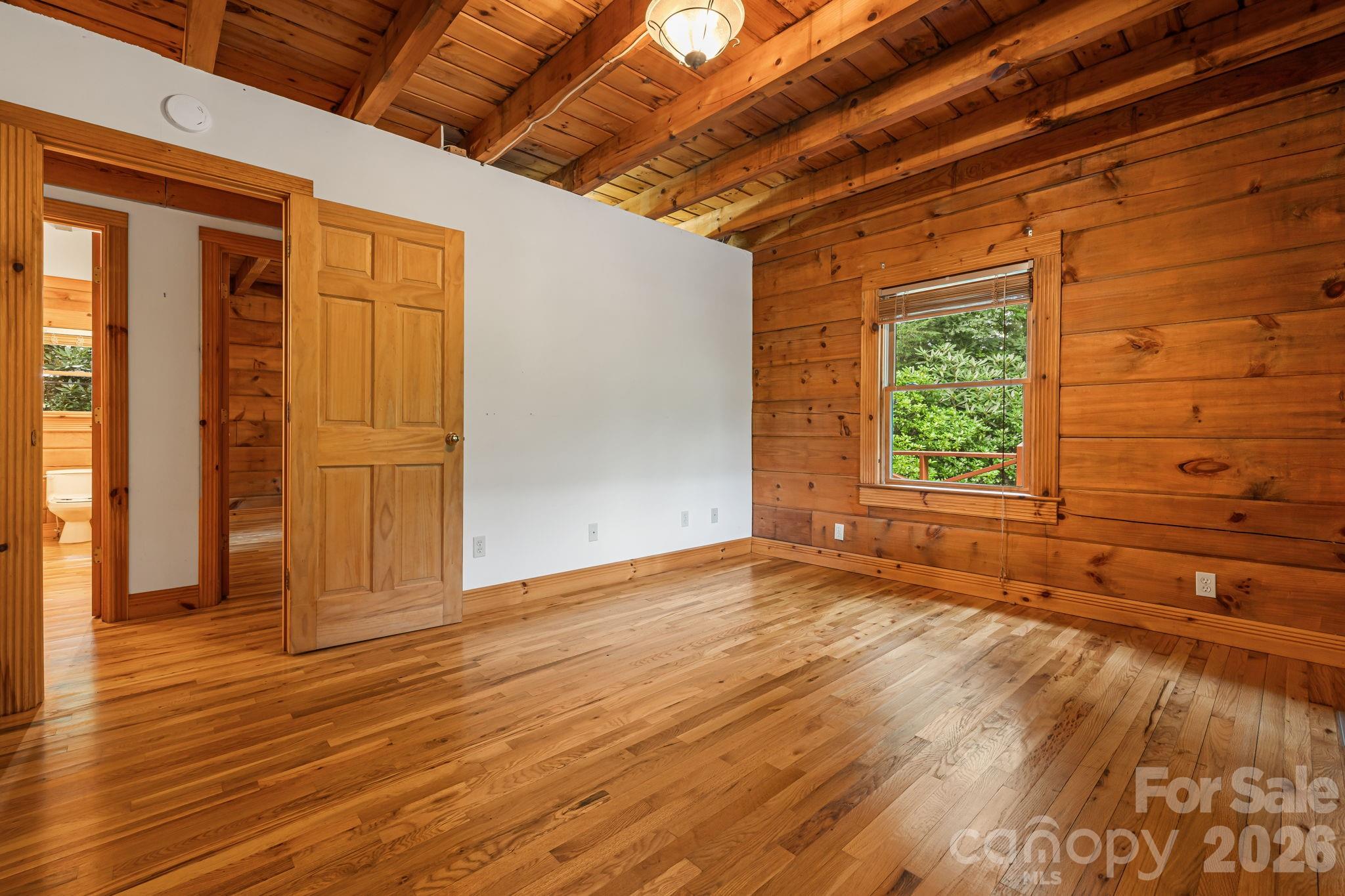 256 Fairway Loop — Burnsville