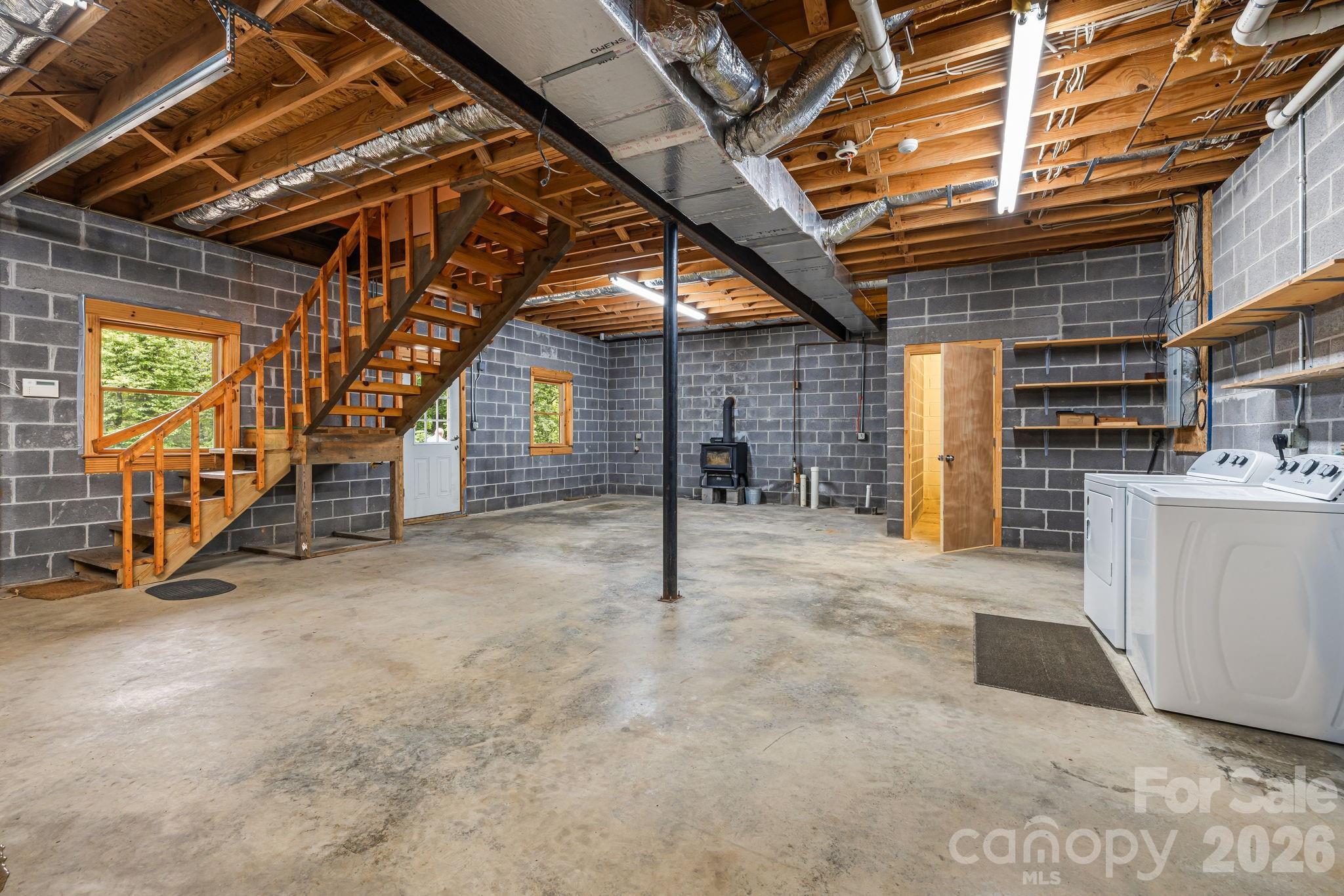 256 Fairway Loop — Burnsville