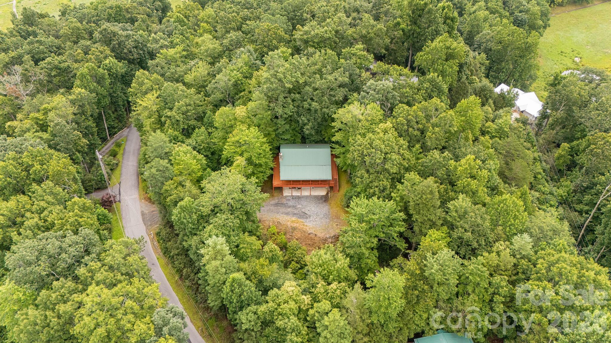 256 Fairway Loop — Burnsville