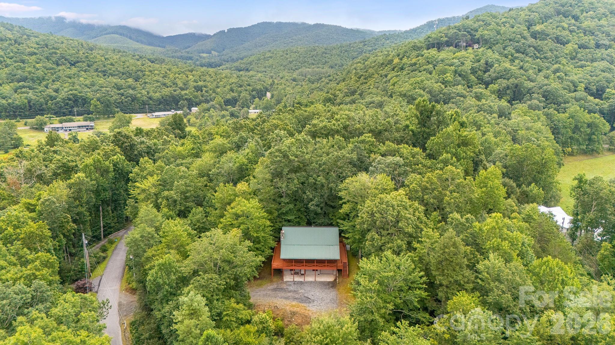 256 Fairway Loop — Burnsville