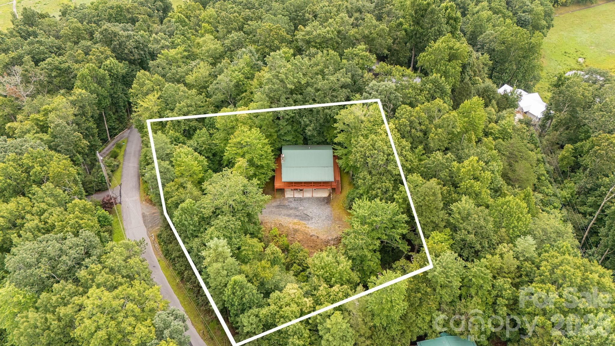 256 Fairway Loop — Burnsville