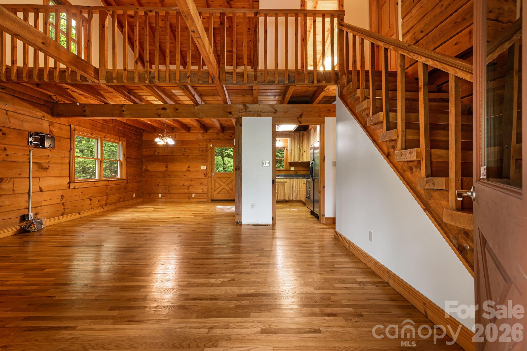 256 Fairway Loop — Burnsville