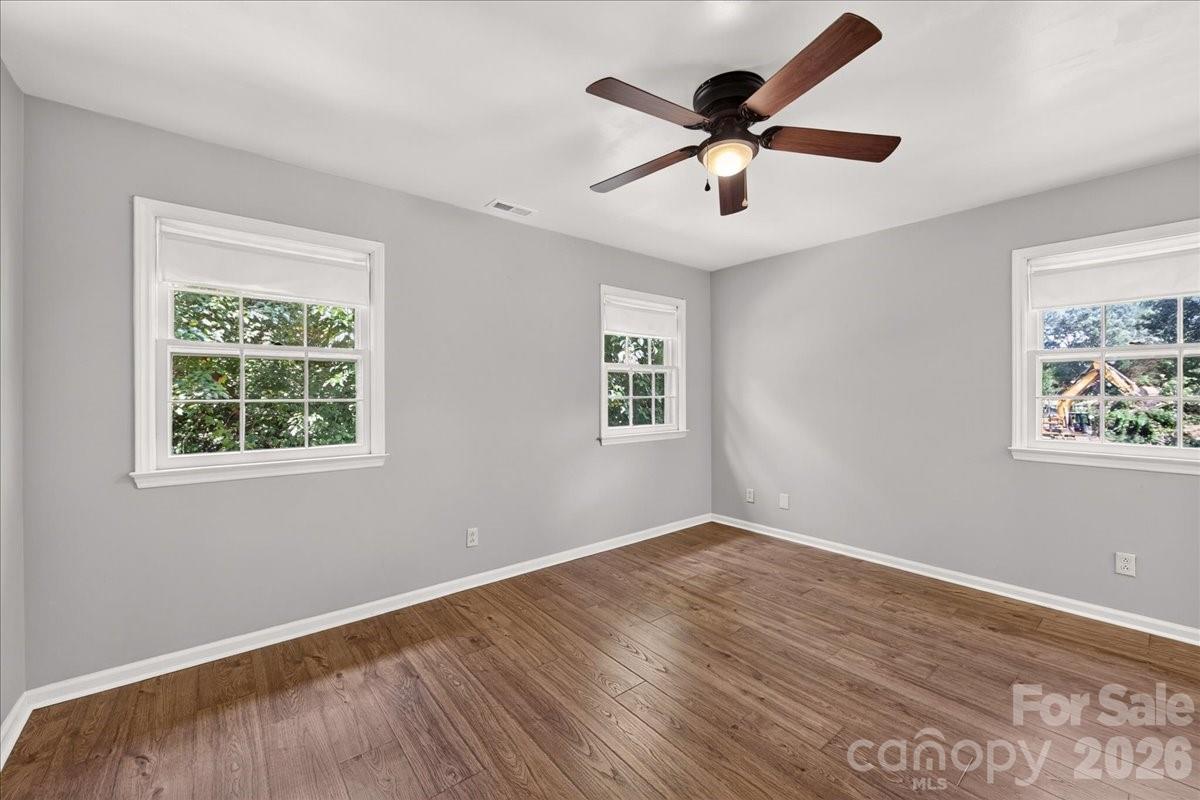 3220 Selwyn Farms Lane #5 — Charlotte