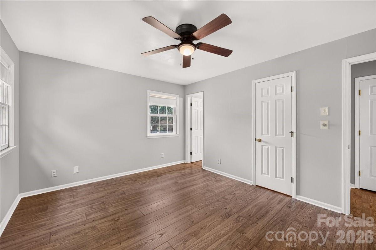 3220 Selwyn Farms Lane #5 — Charlotte