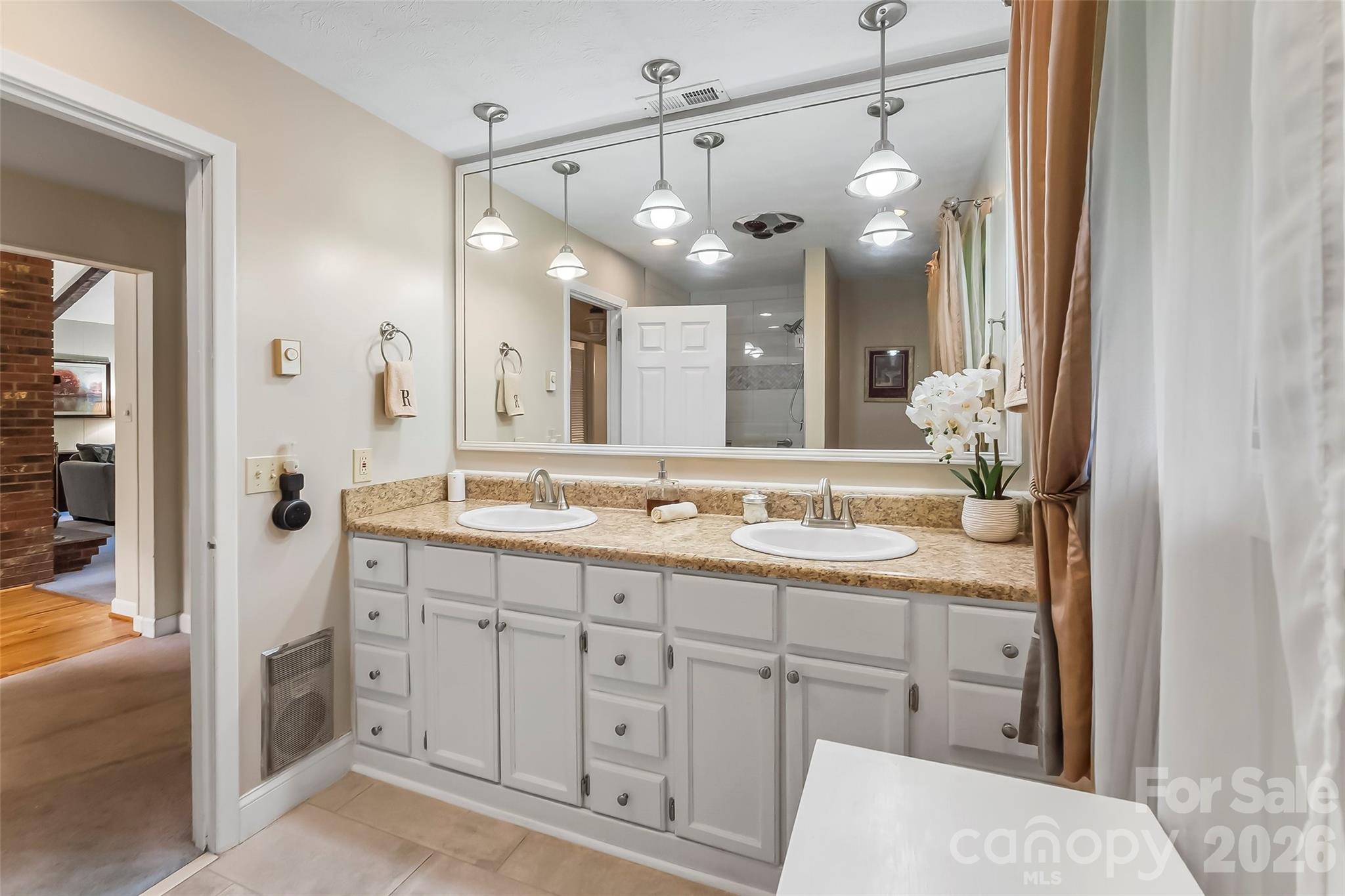 45 Monte Vista Place — Candler