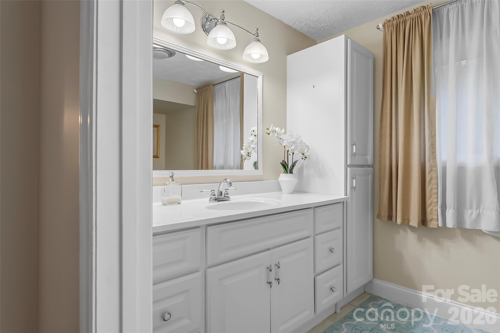 45 Monte Vista Place — Candler