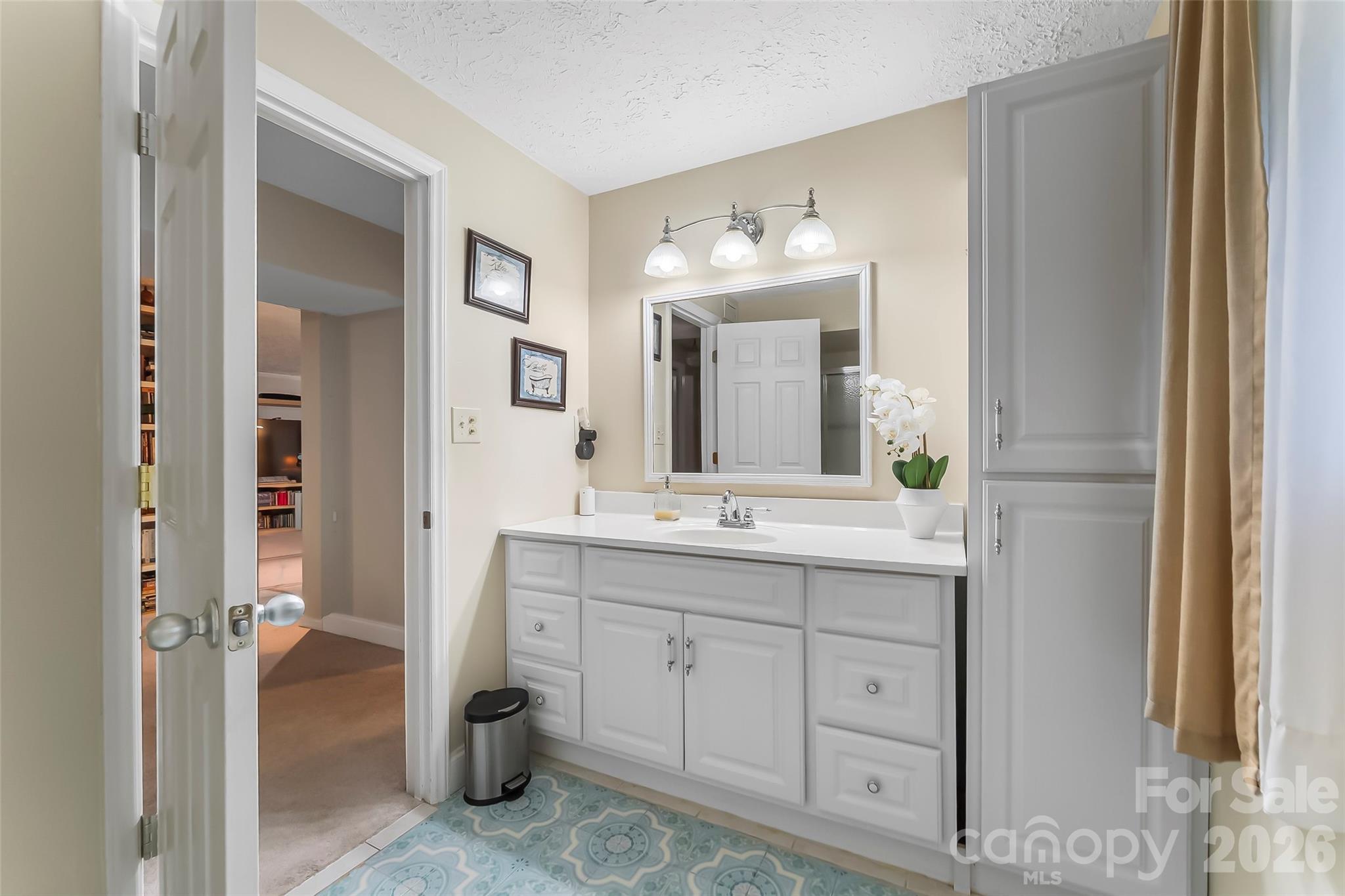 45 Monte Vista Place — Candler