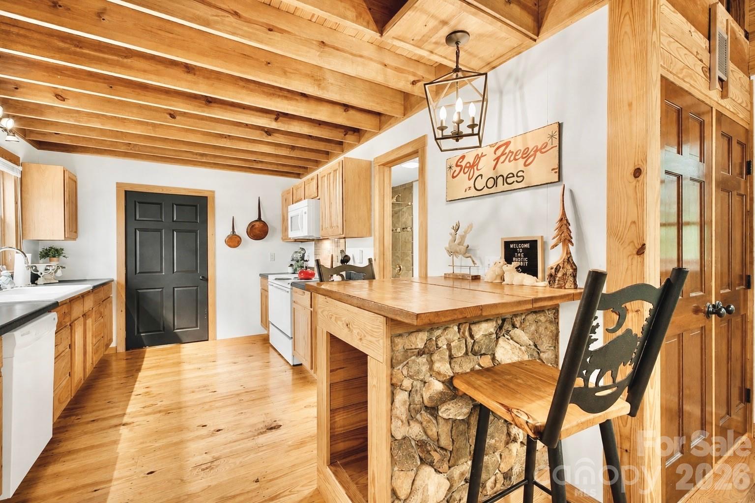 1361 Longhope Road — Todd