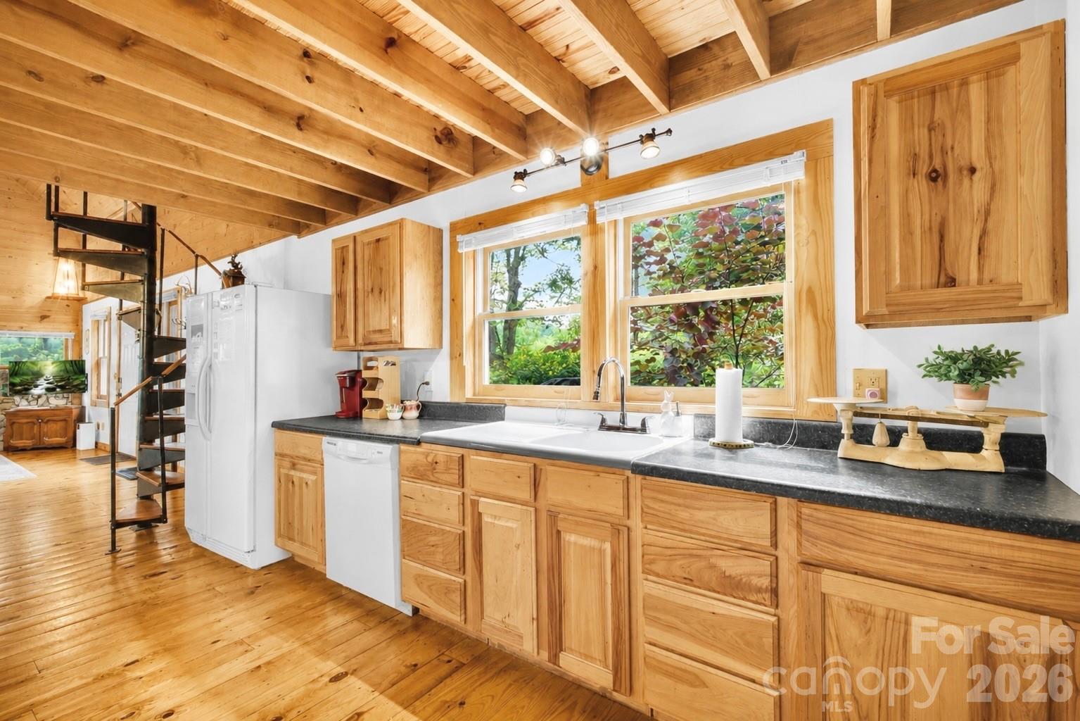 1361 Longhope Road — Todd