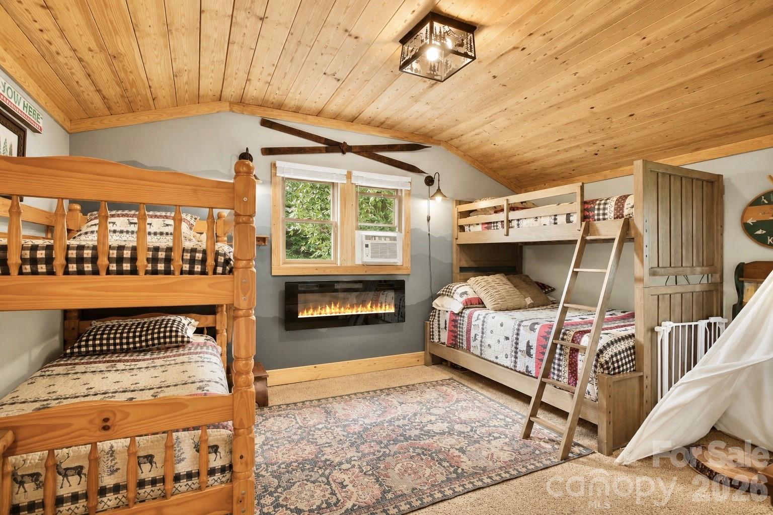 1361 Longhope Road — Todd