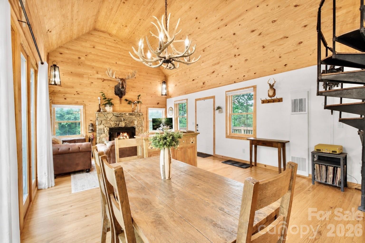 1361 Longhope Road — Todd
