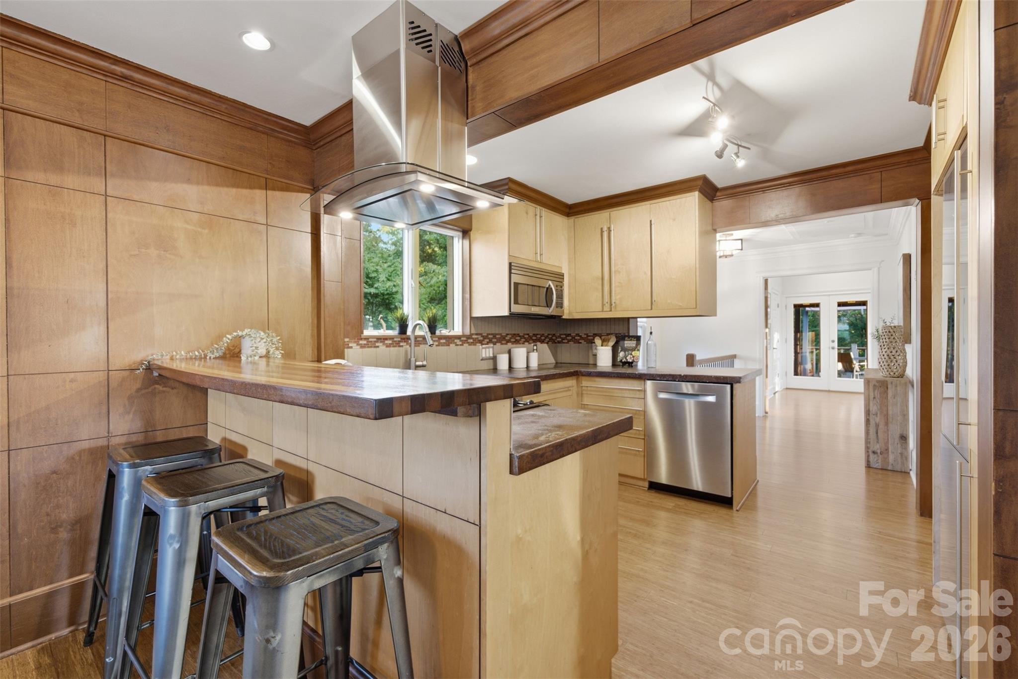 21034 Cornelius Street — Cornelius