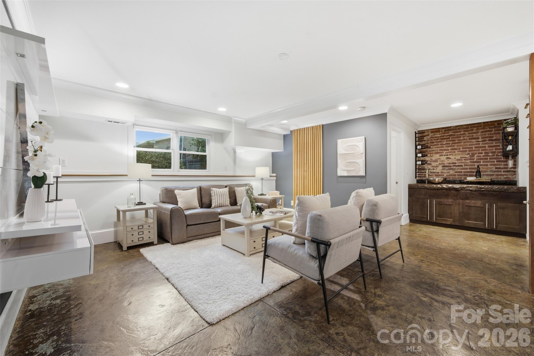 21034 Cornelius Street — Cornelius