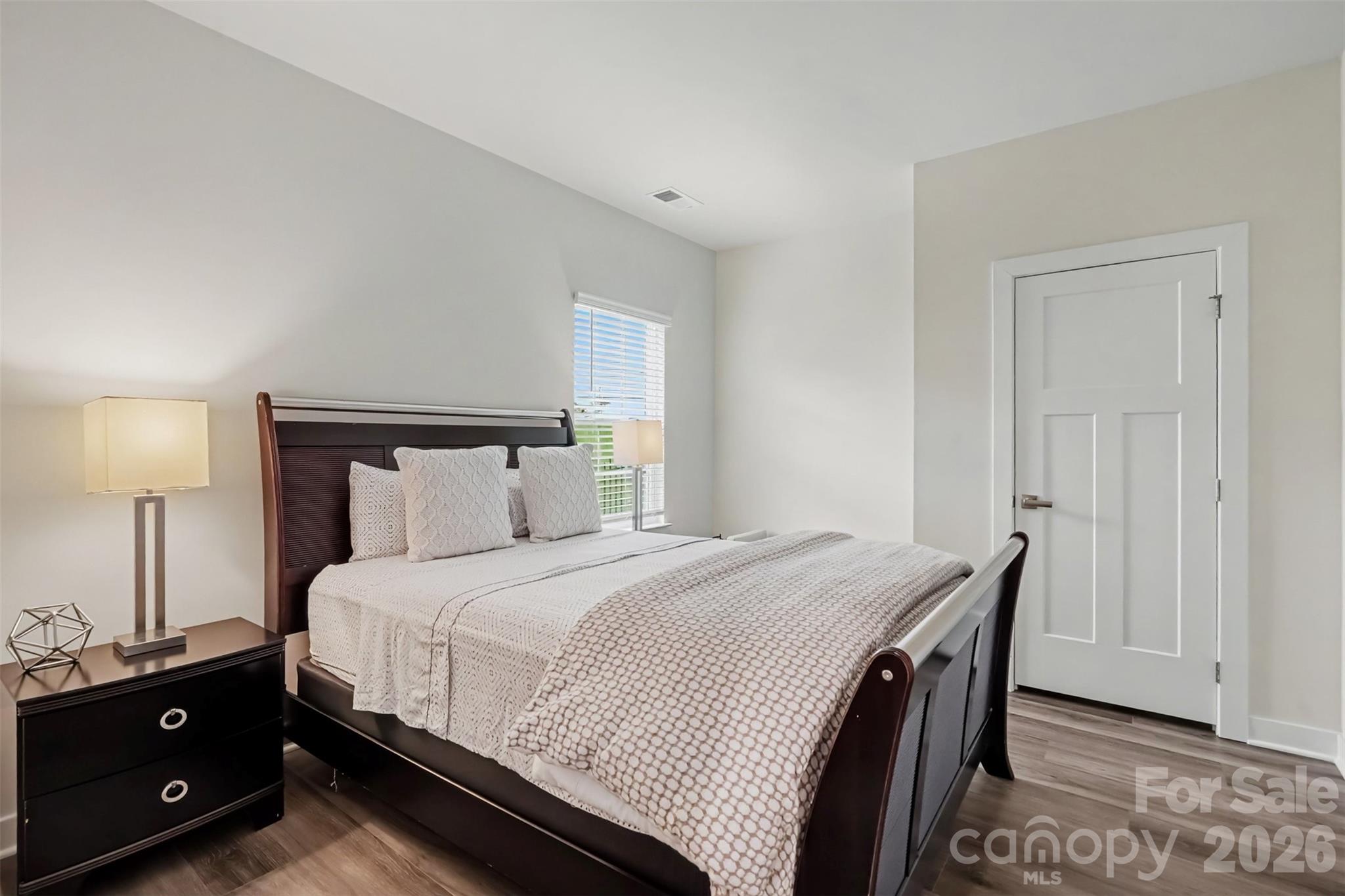 8504 Everwood Avenue — Huntersville