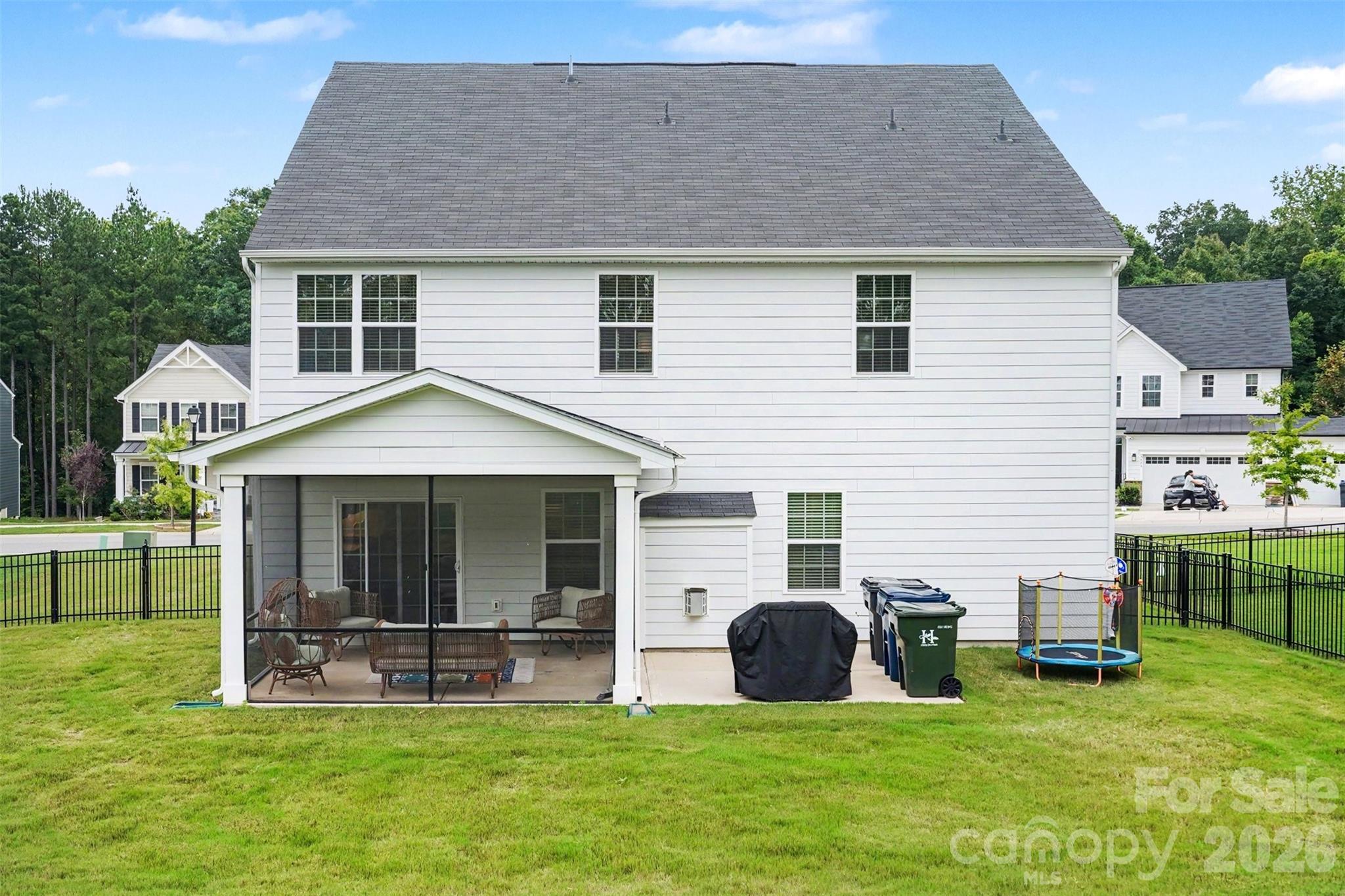 8504 Everwood Avenue — Huntersville