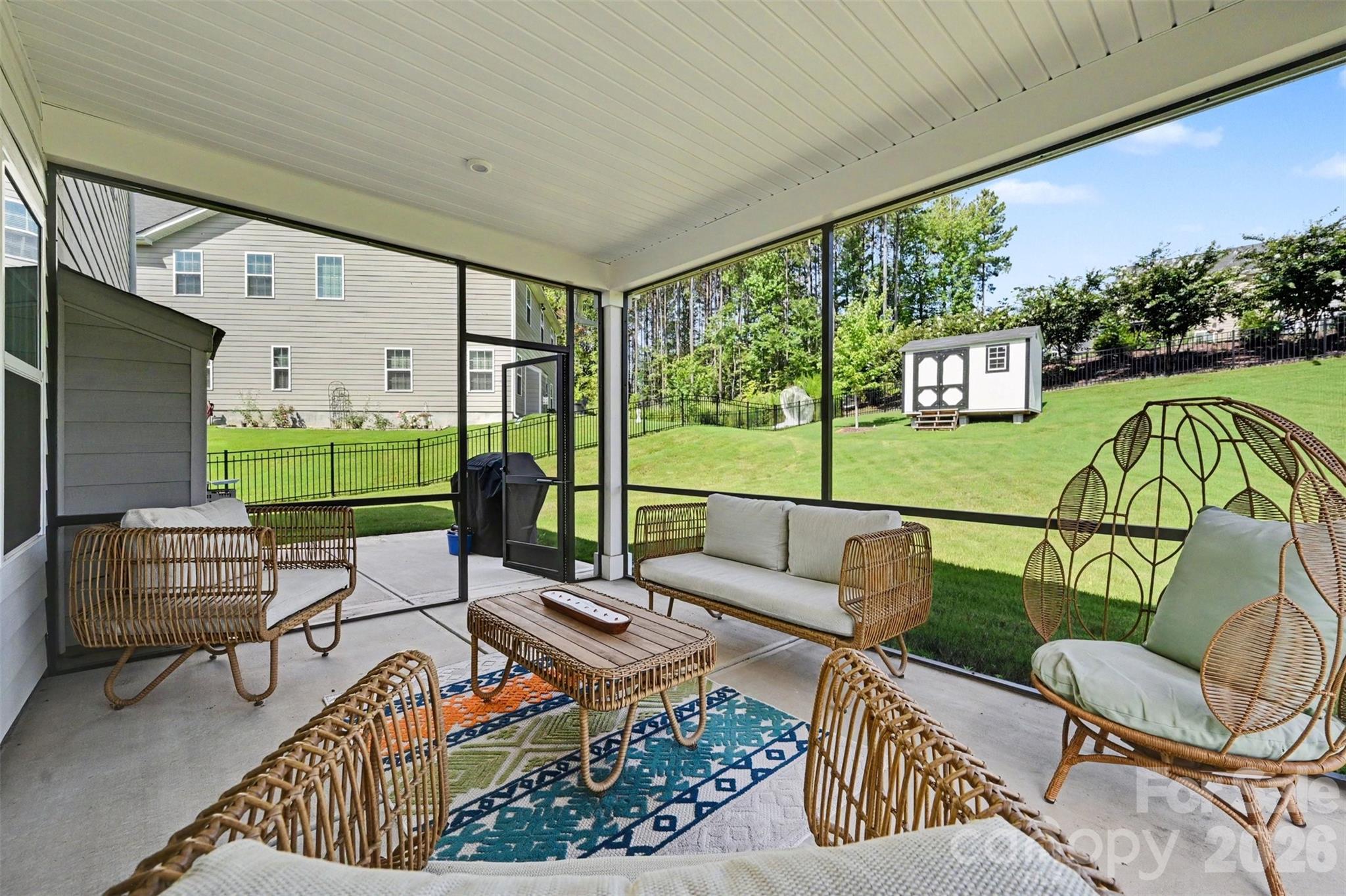 8504 Everwood Avenue — Huntersville