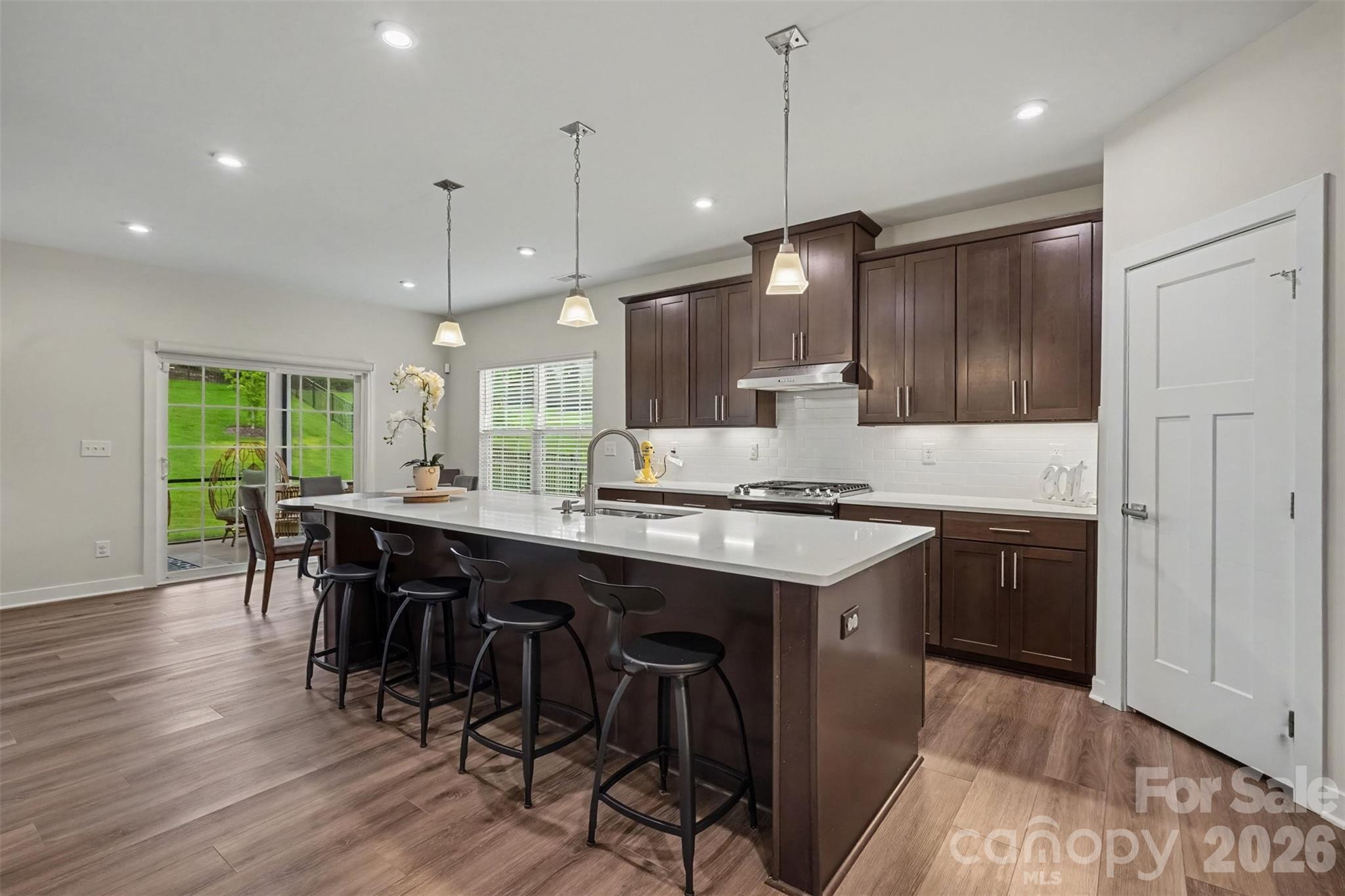 8504 Everwood Avenue — Huntersville