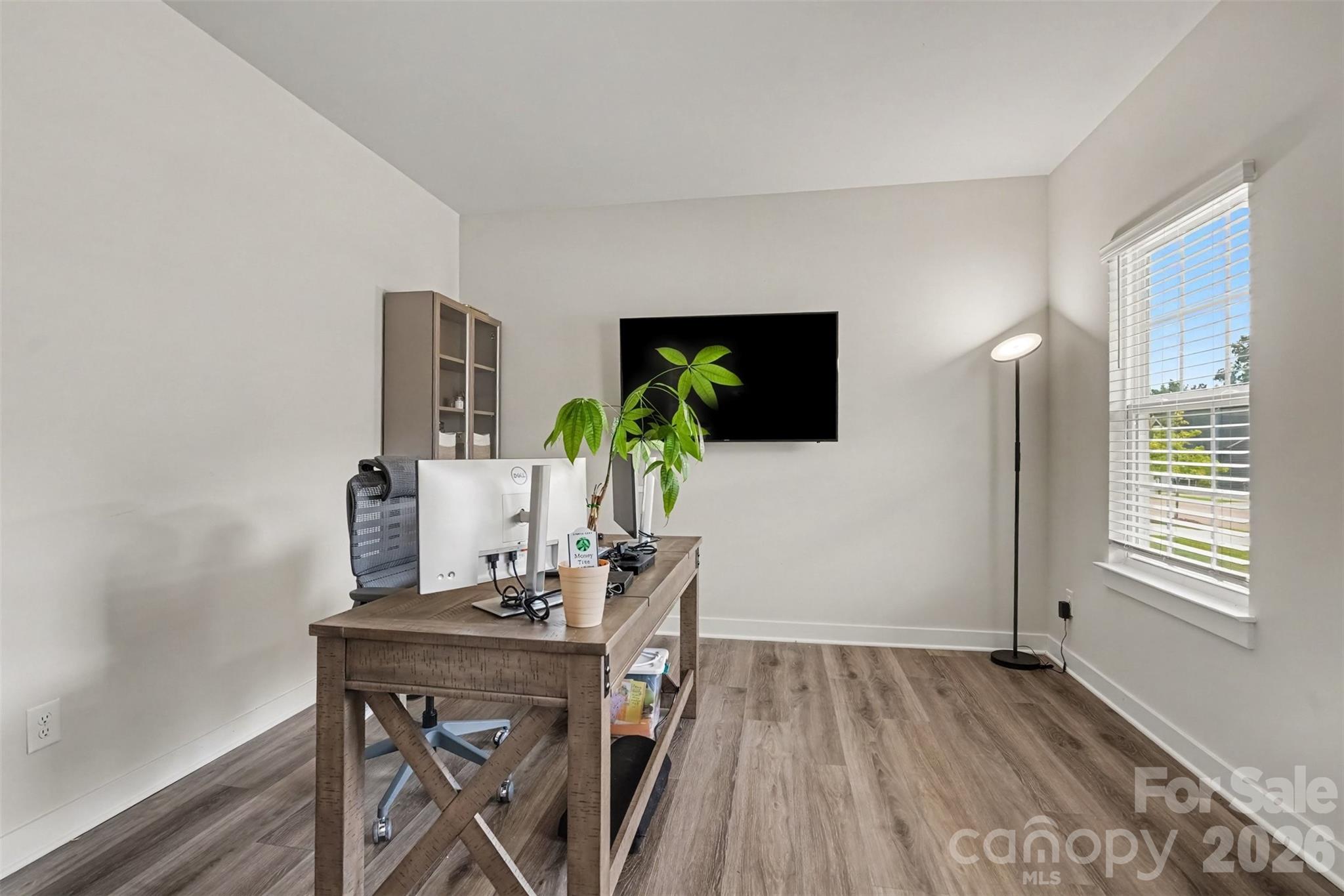 8504 Everwood Avenue — Huntersville