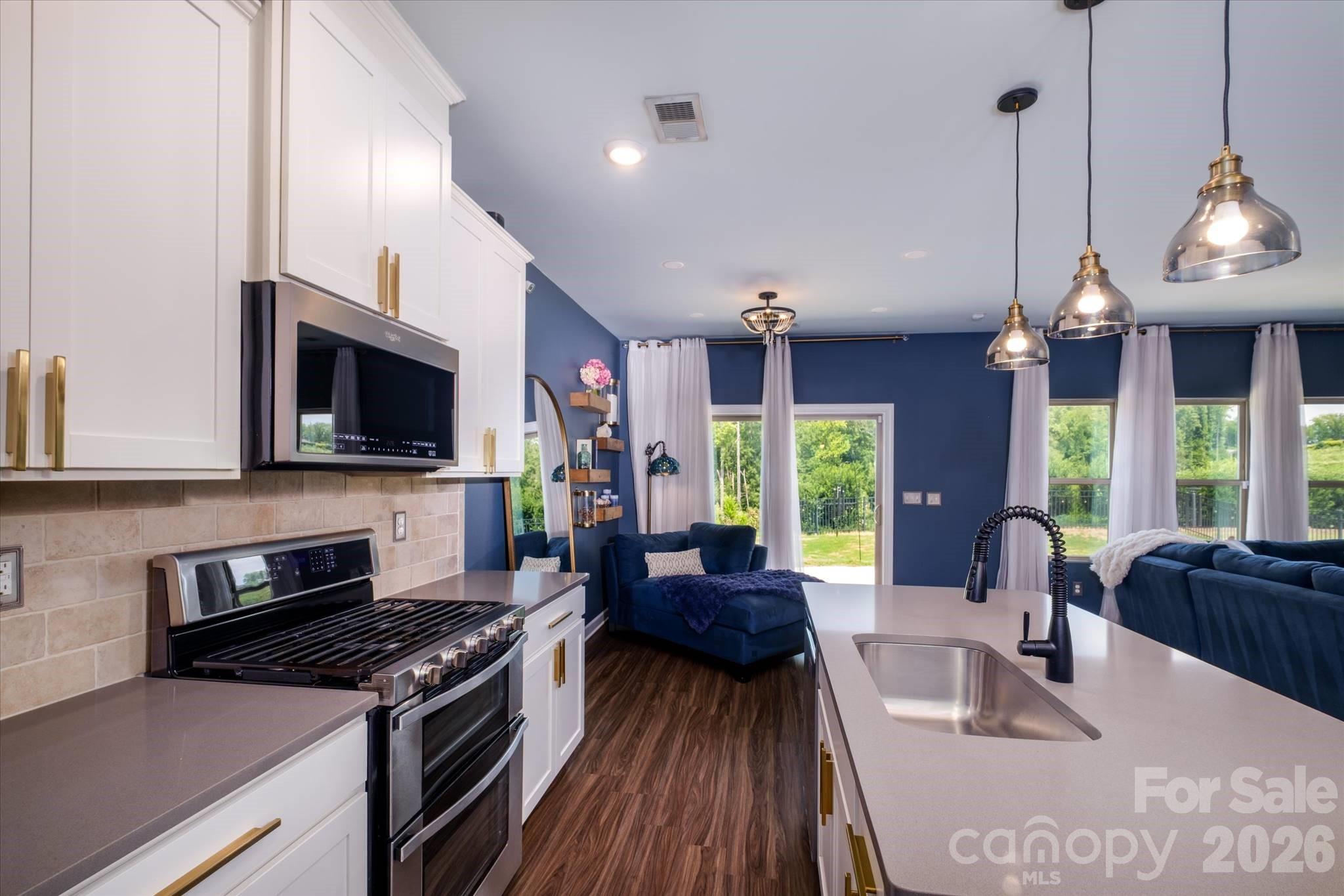 5609 Lavaux Court — Charlotte
