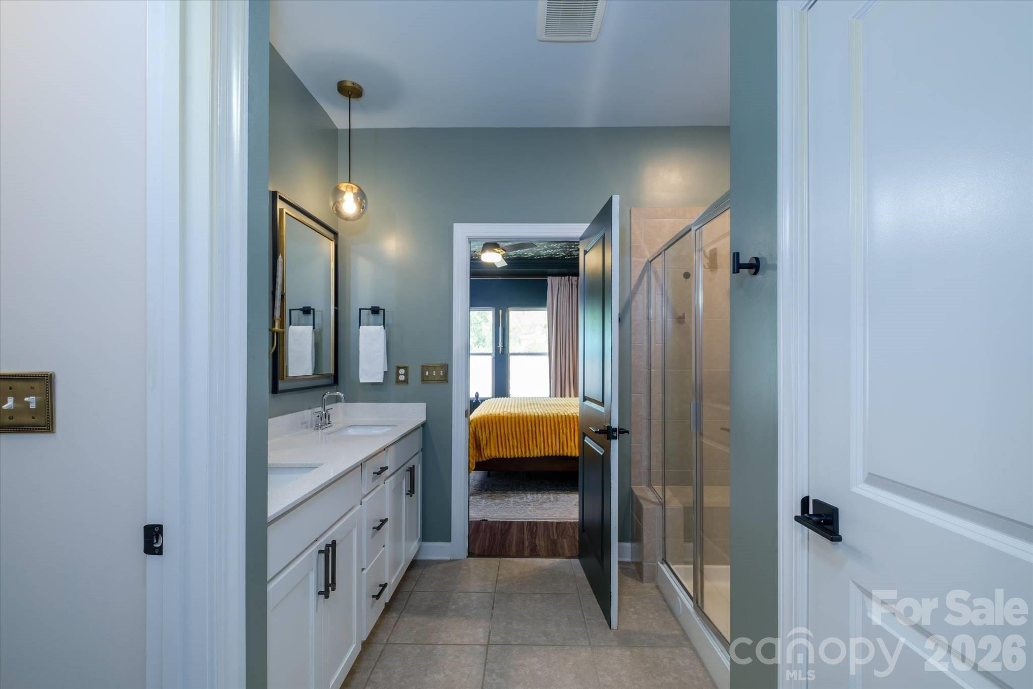 5609 Lavaux Court — Charlotte
