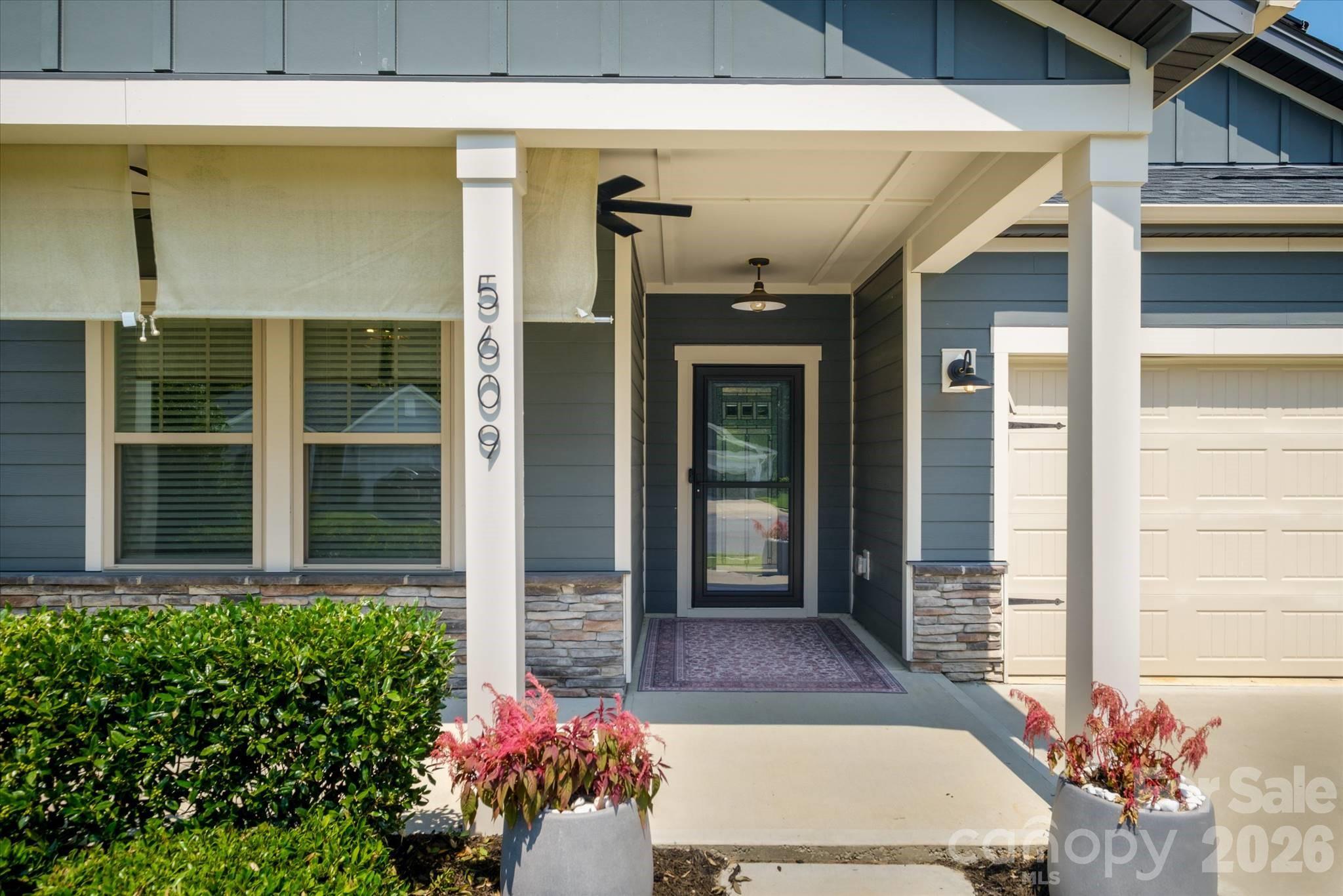 5609 Lavaux Court — Charlotte