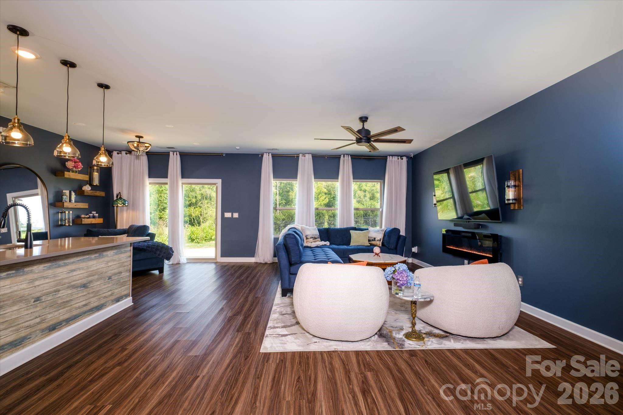 5609 Lavaux Court — Charlotte