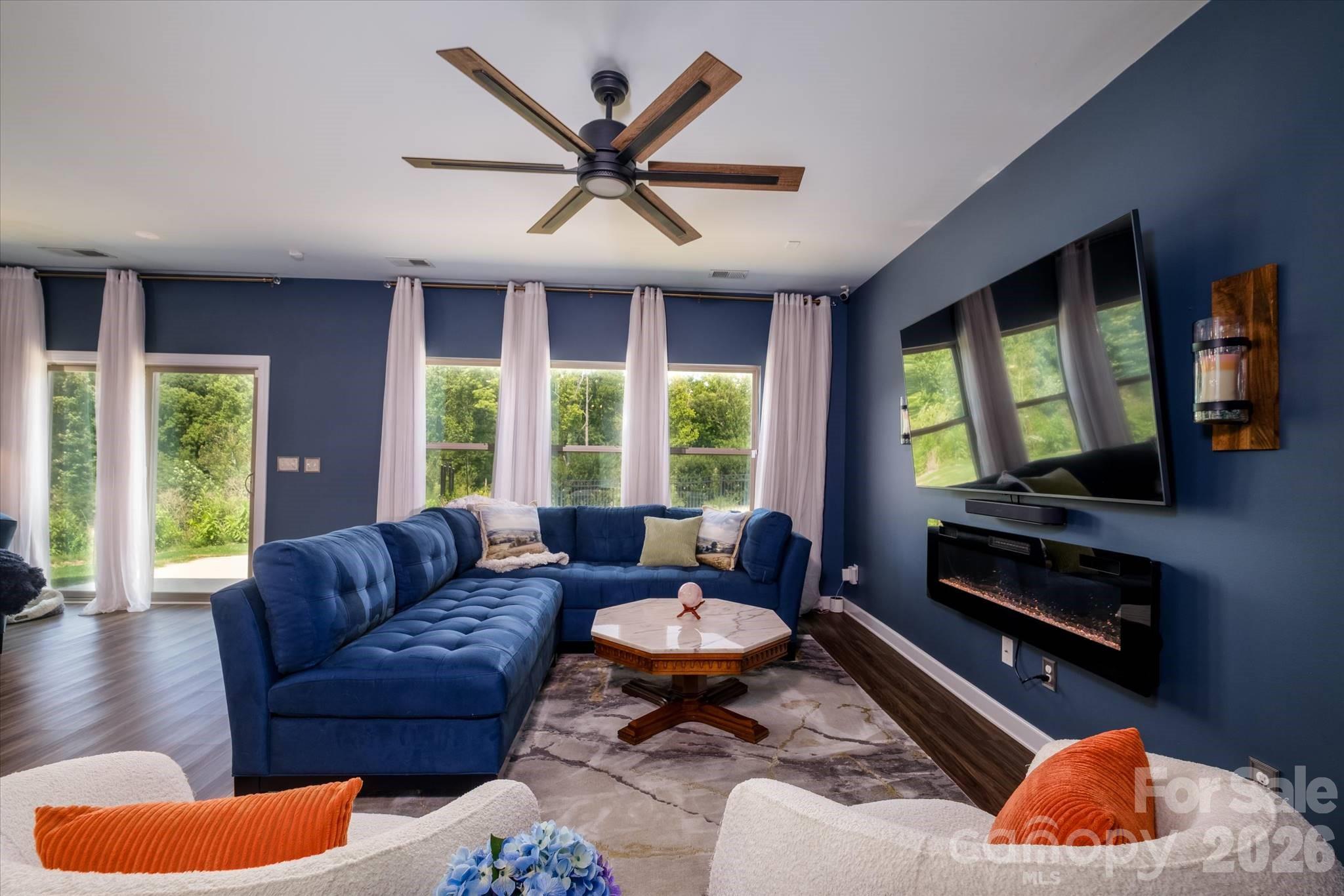 5609 Lavaux Court — Charlotte