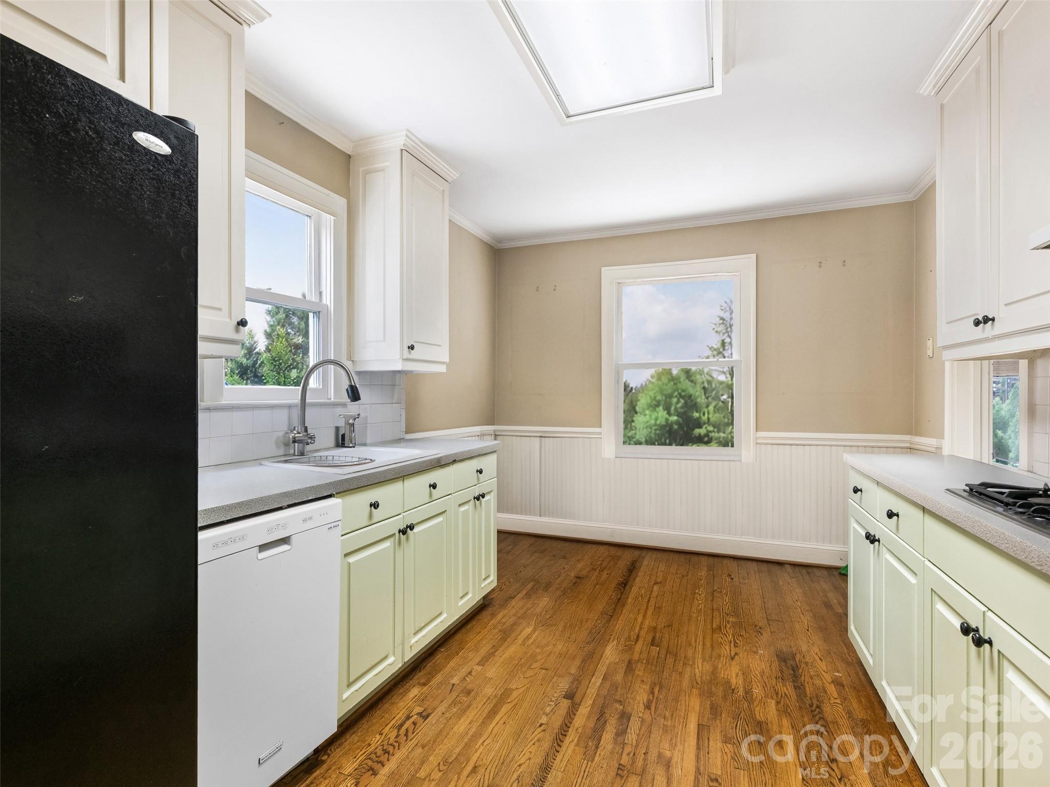 646 Marsh Road — Charlotte