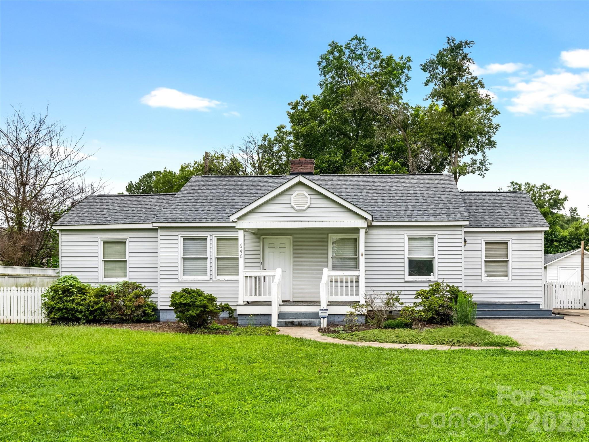 646 Marsh Road — Charlotte
