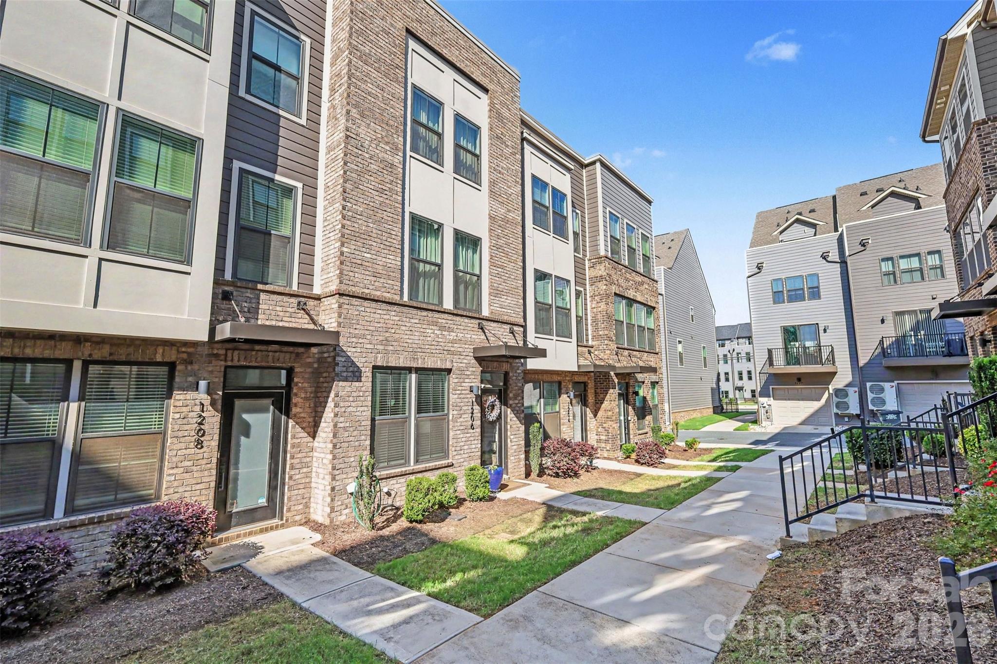 1206 Gleason Way — Charlotte