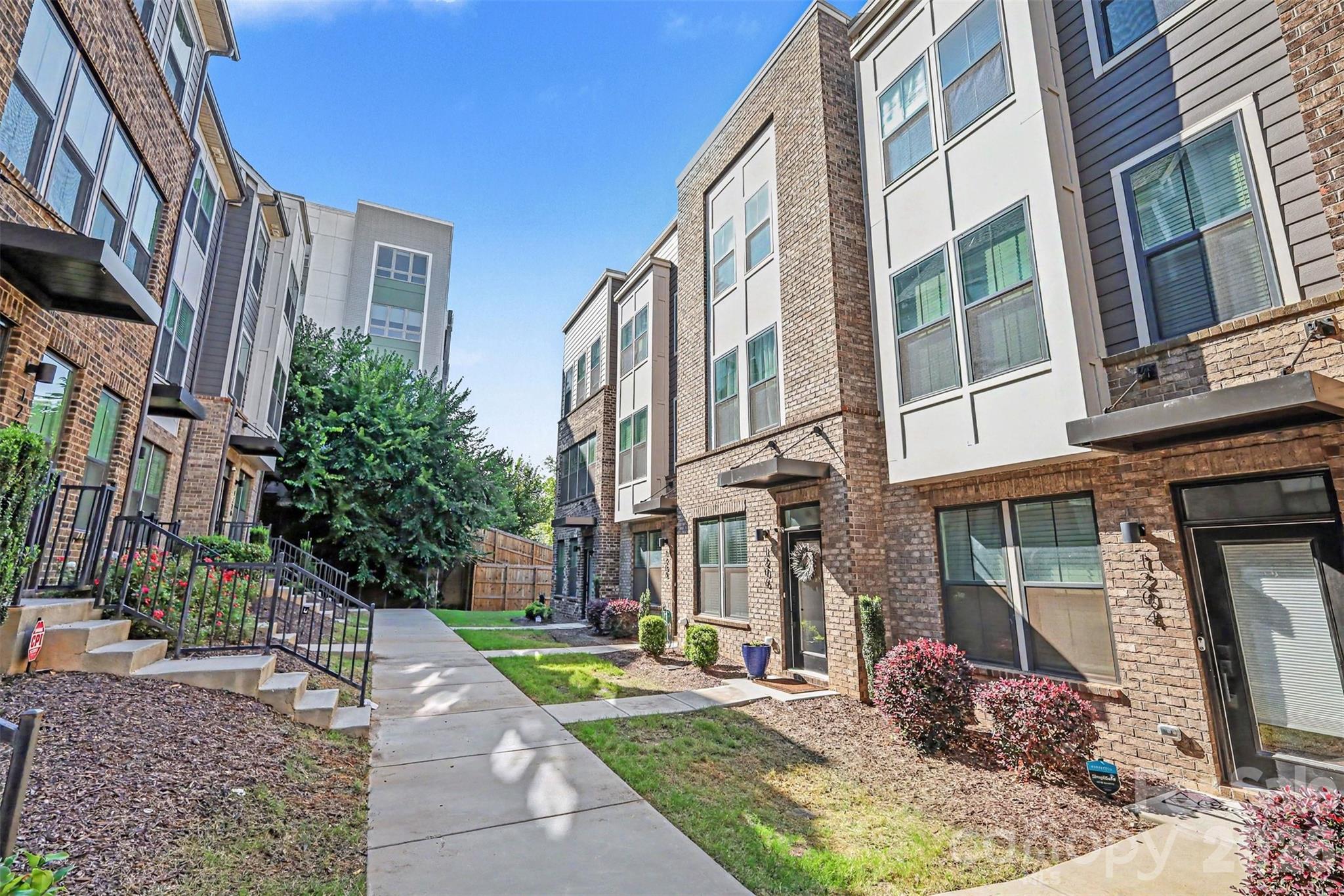 1206 Gleason Way — Charlotte